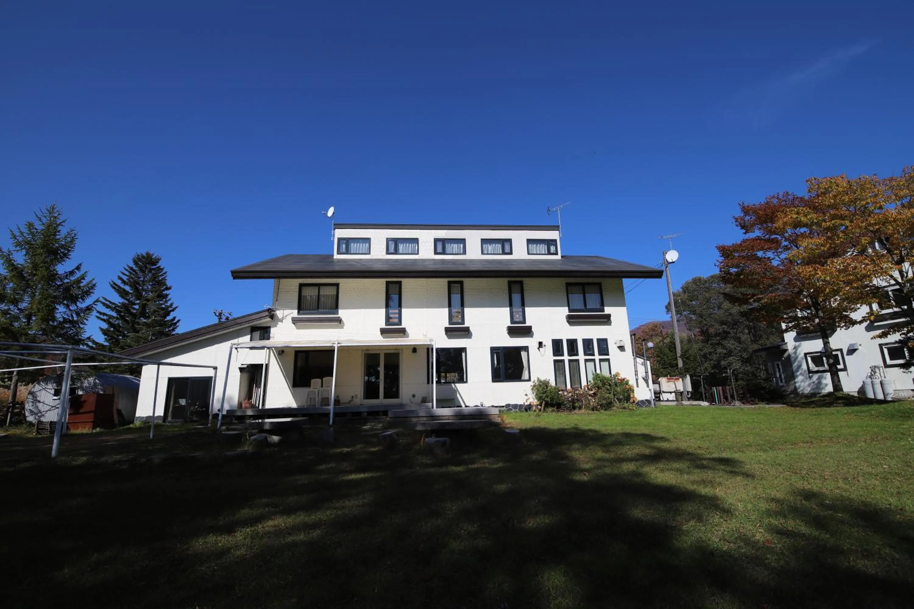 Property building in Lakeside Hotels Kuore