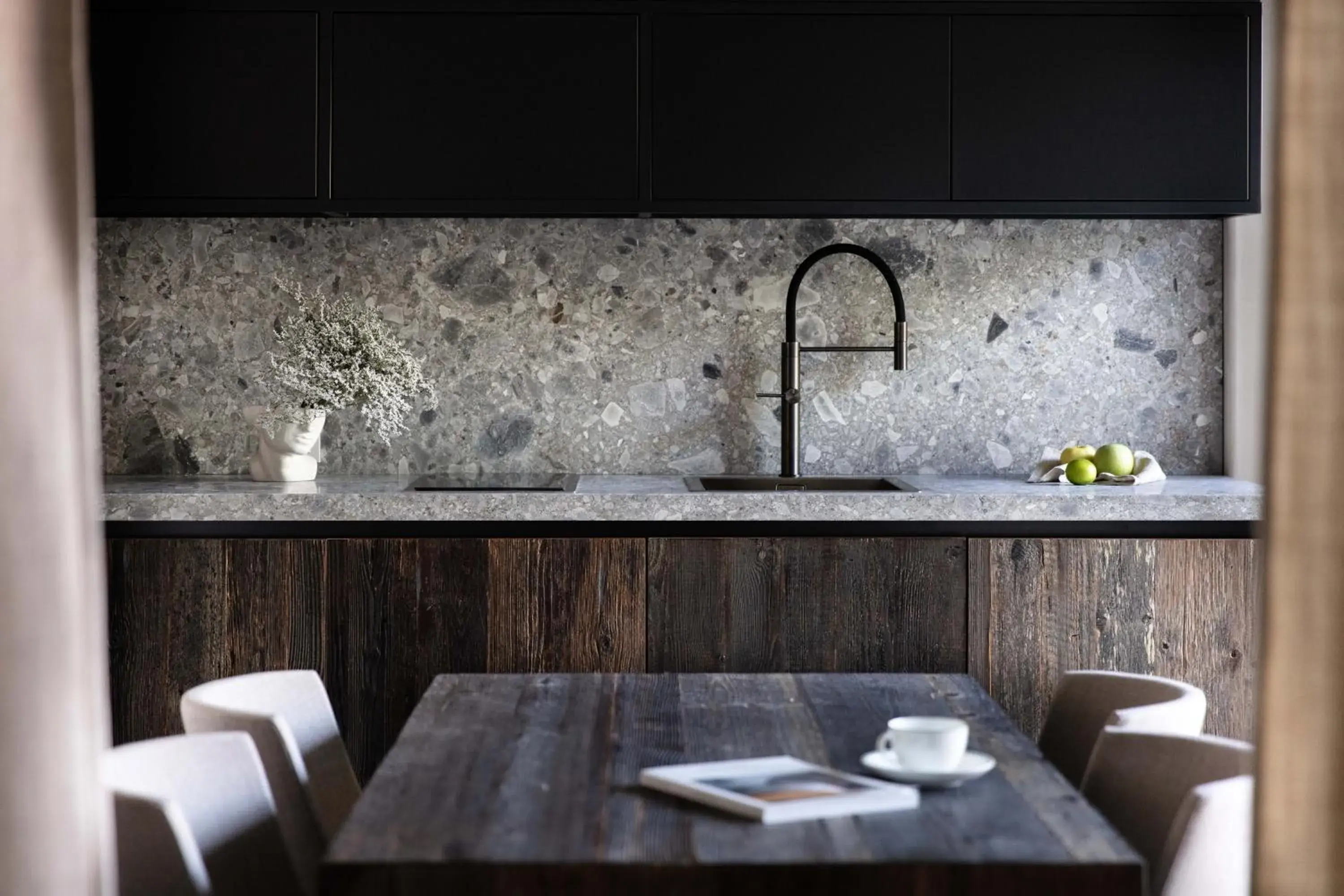 Apartment with Lake View in Laqua by the lake Apartment with Lake View in Laqua by the lake