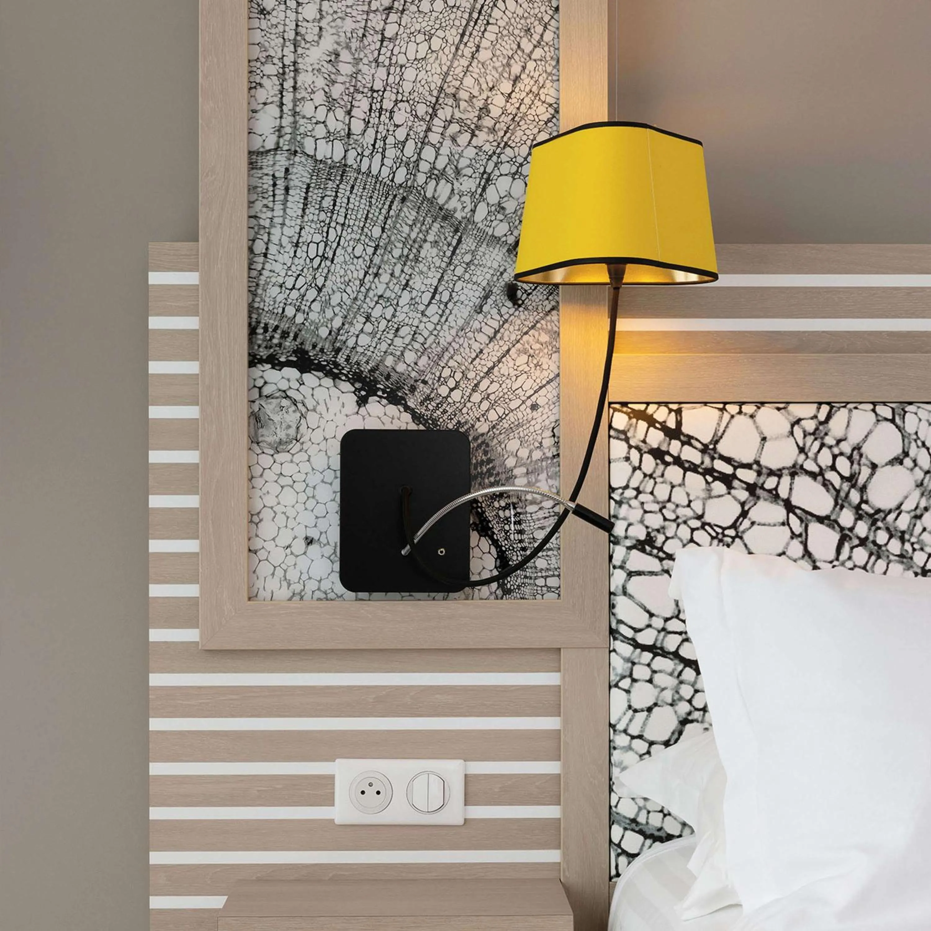 Bed in Hilton Garden Inn Tours Centre, France