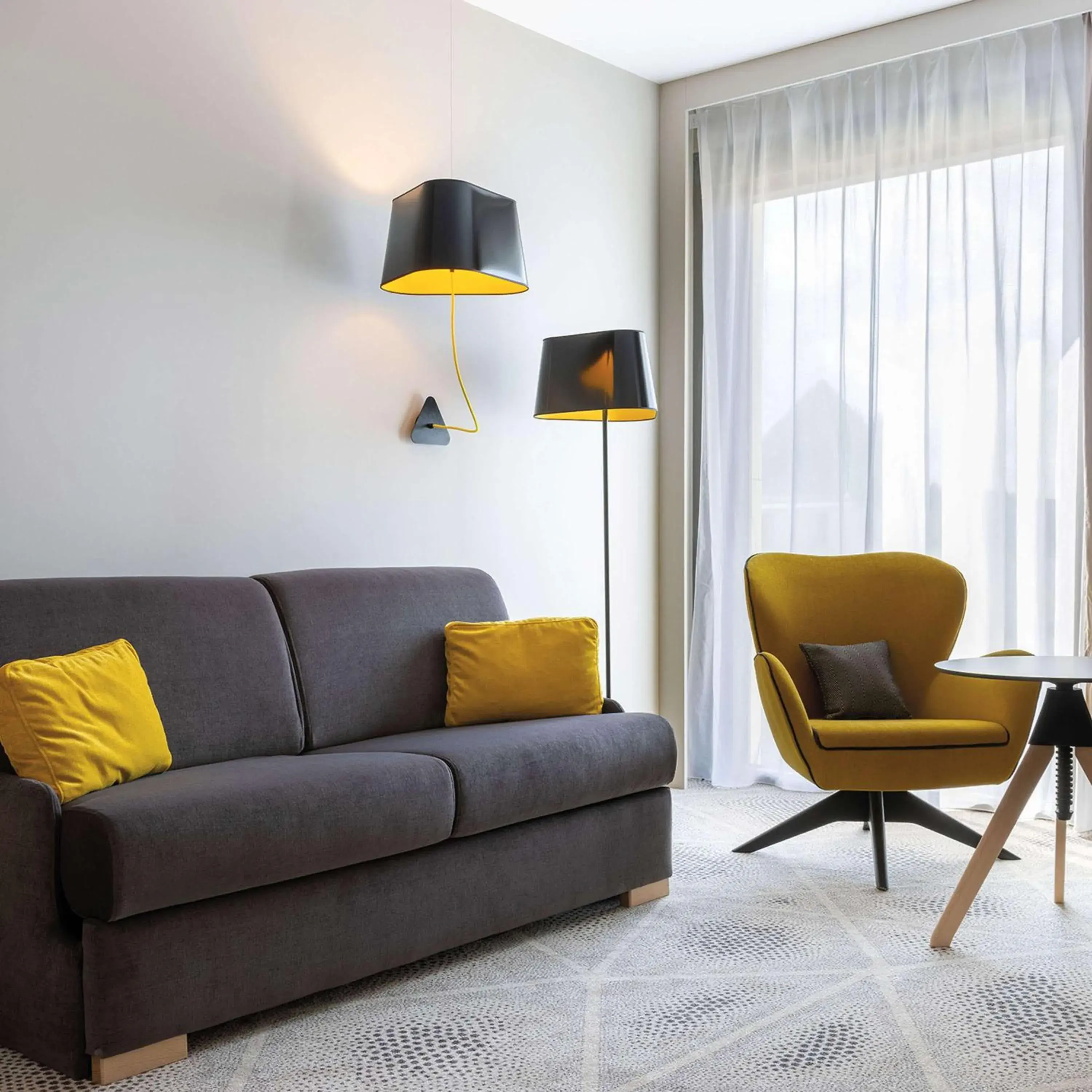 Living room in Hilton Garden Inn Tours Centre, France Living room in Hilton Garden Inn Tours Centre, France