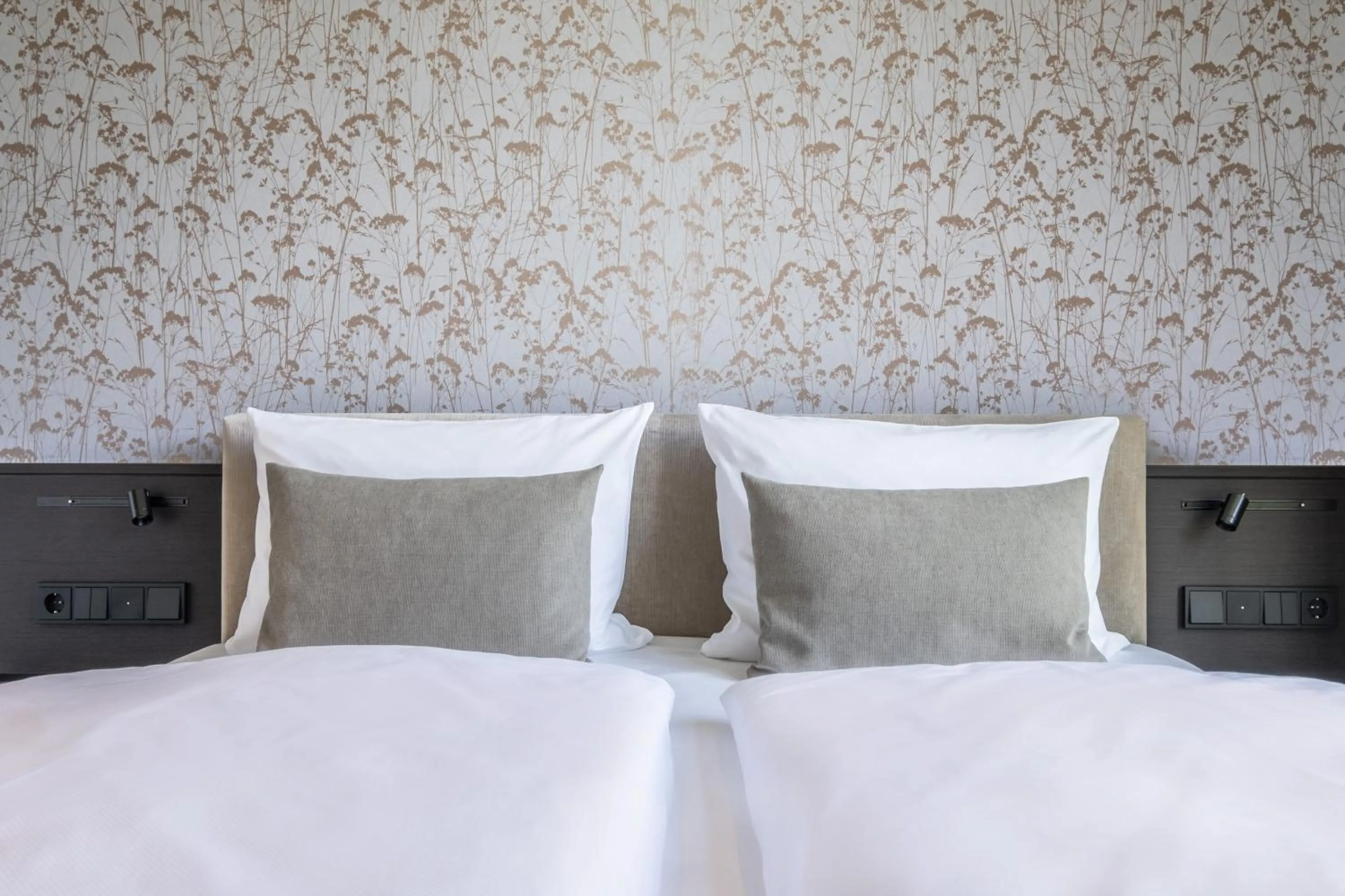 Bed in Hotel Breitenburg