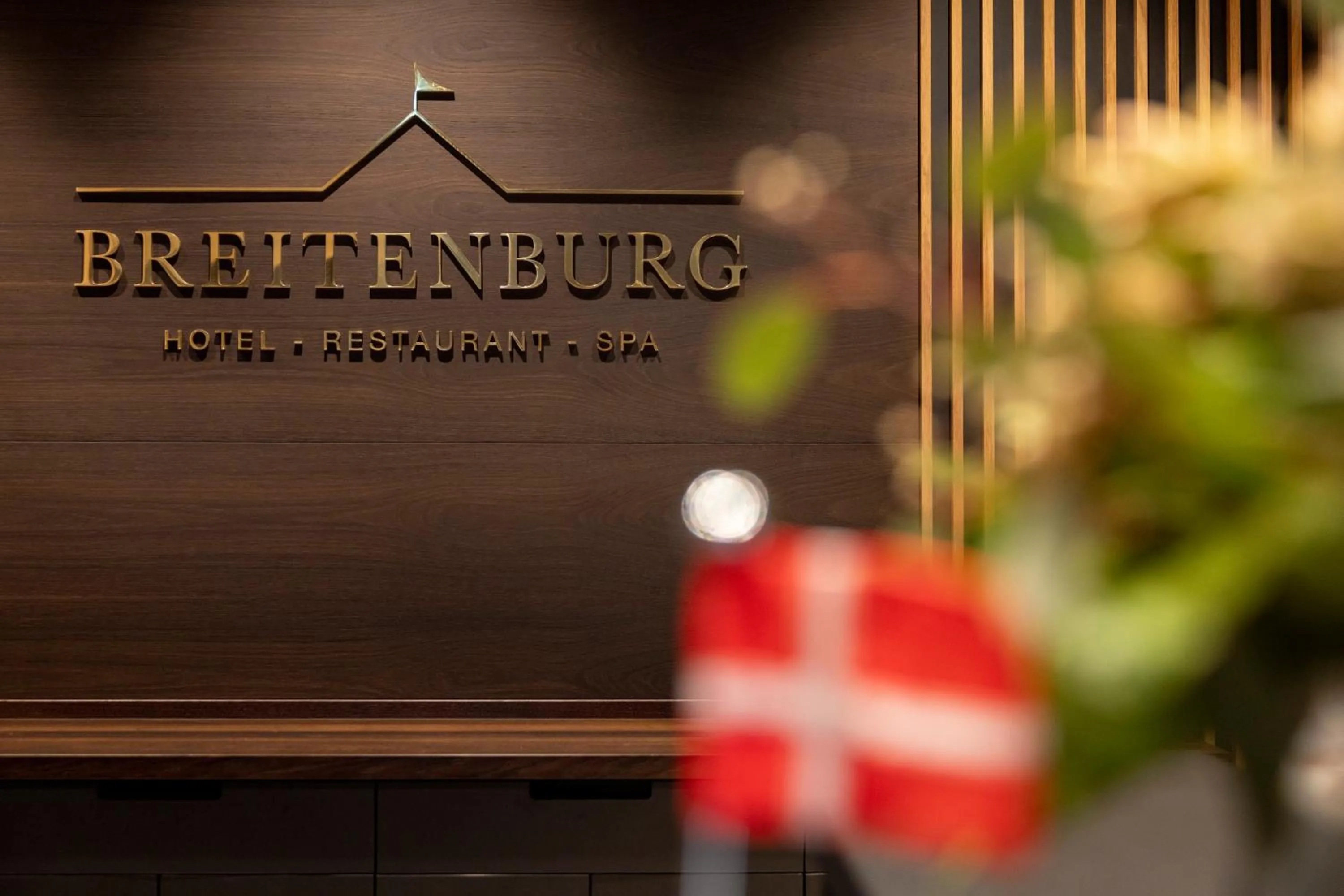 Logo/Certificate/Sign in Hotel Breitenburg