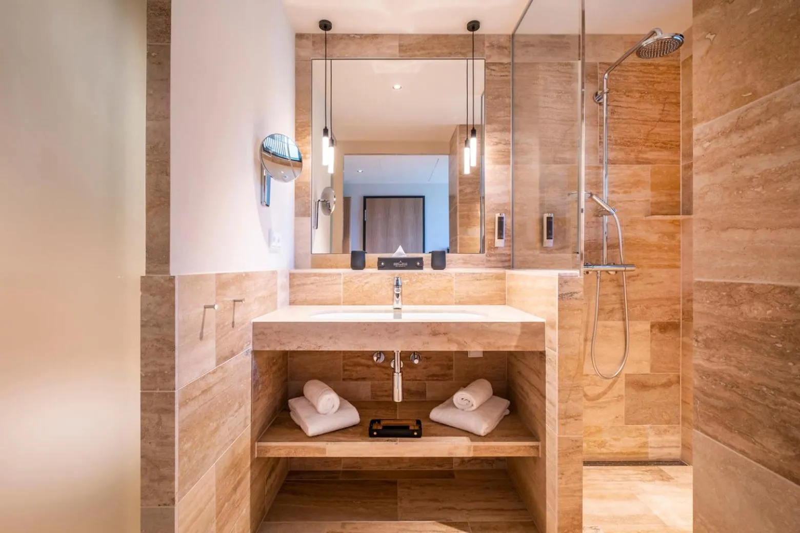 Shower in Hotel Breitenburg