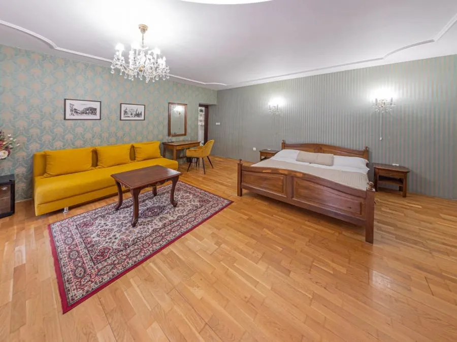 Bed in Hotel Salamander - Garni