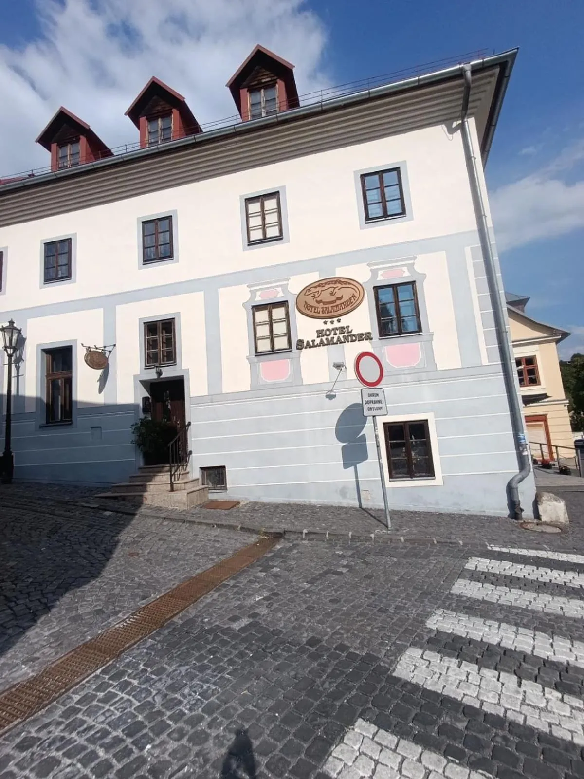 Hotel Salamander - Garni