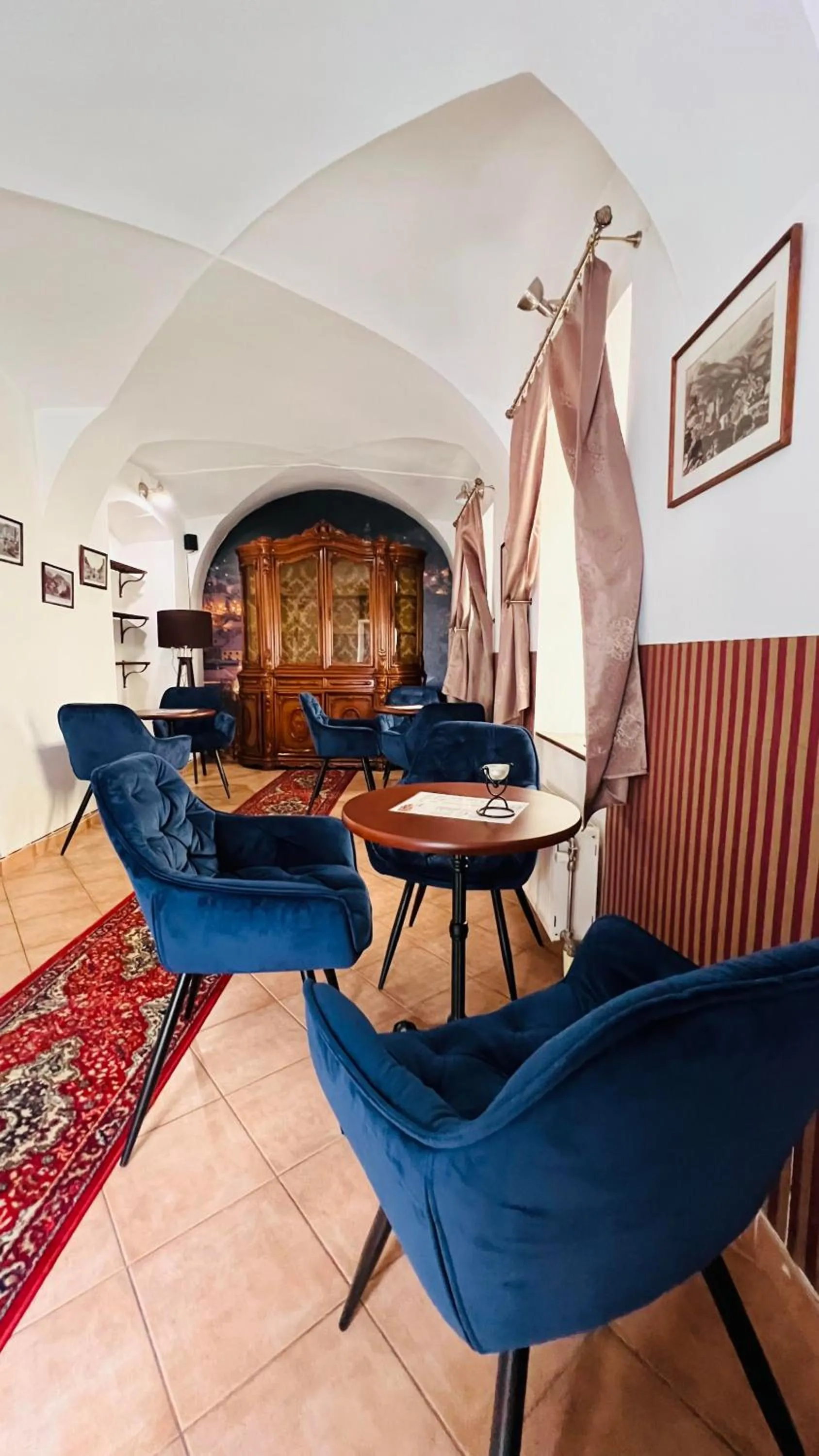 Hotel Salamander - Garni