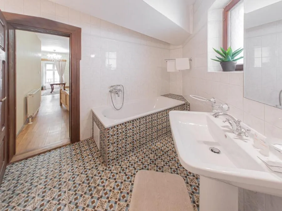 Hotel Salamander - Garni