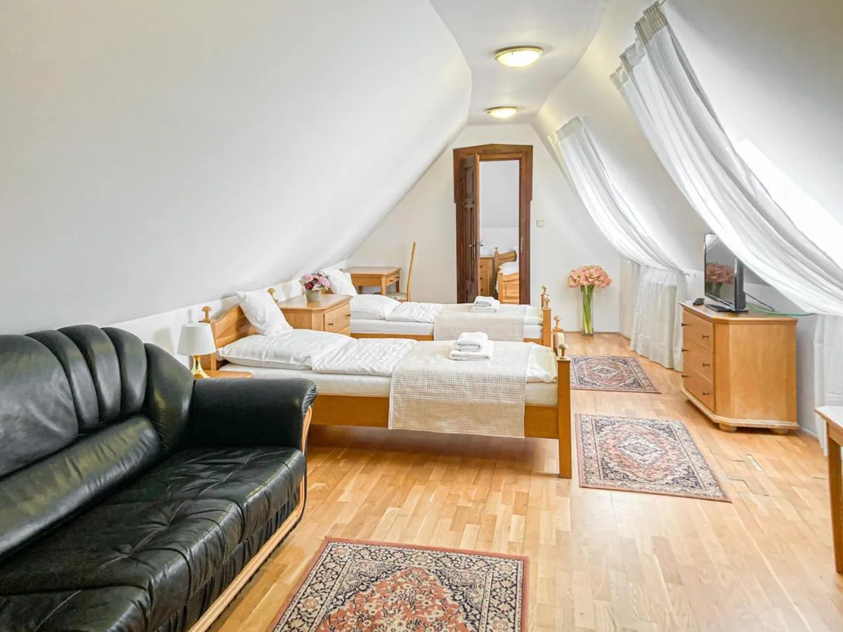 Bed in Hotel Salamander - Garni