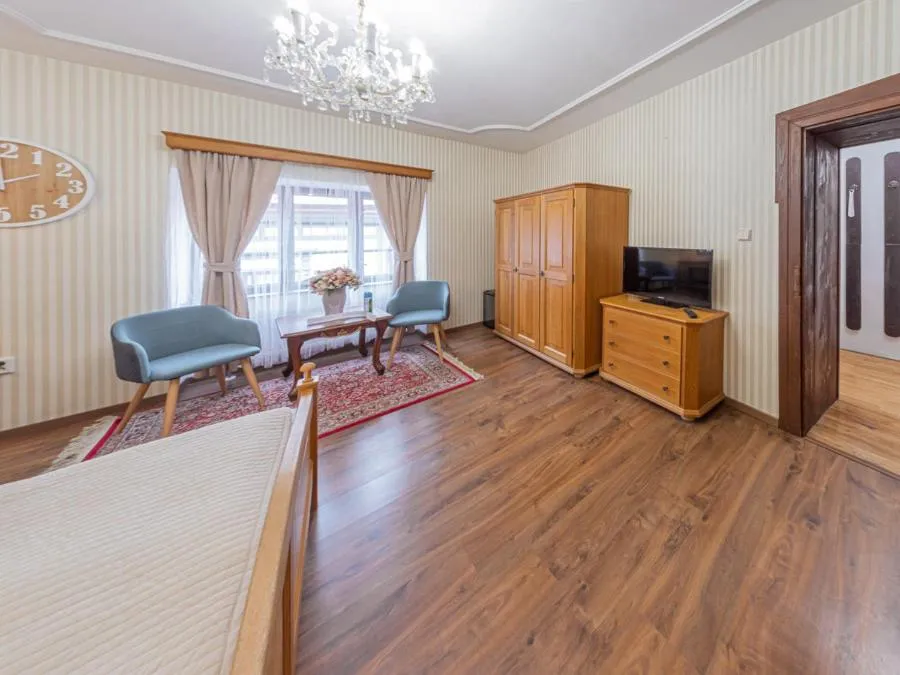 Hotel Salamander - Garni