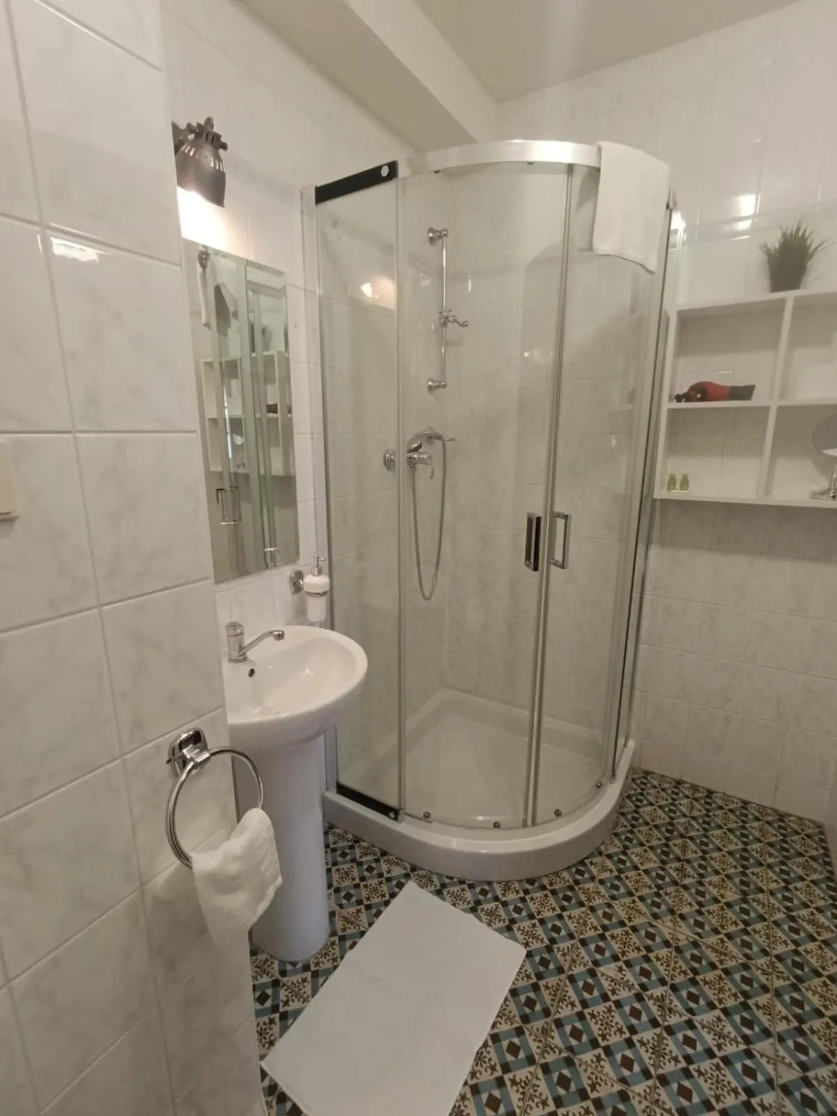 Hotel Salamander - Garni