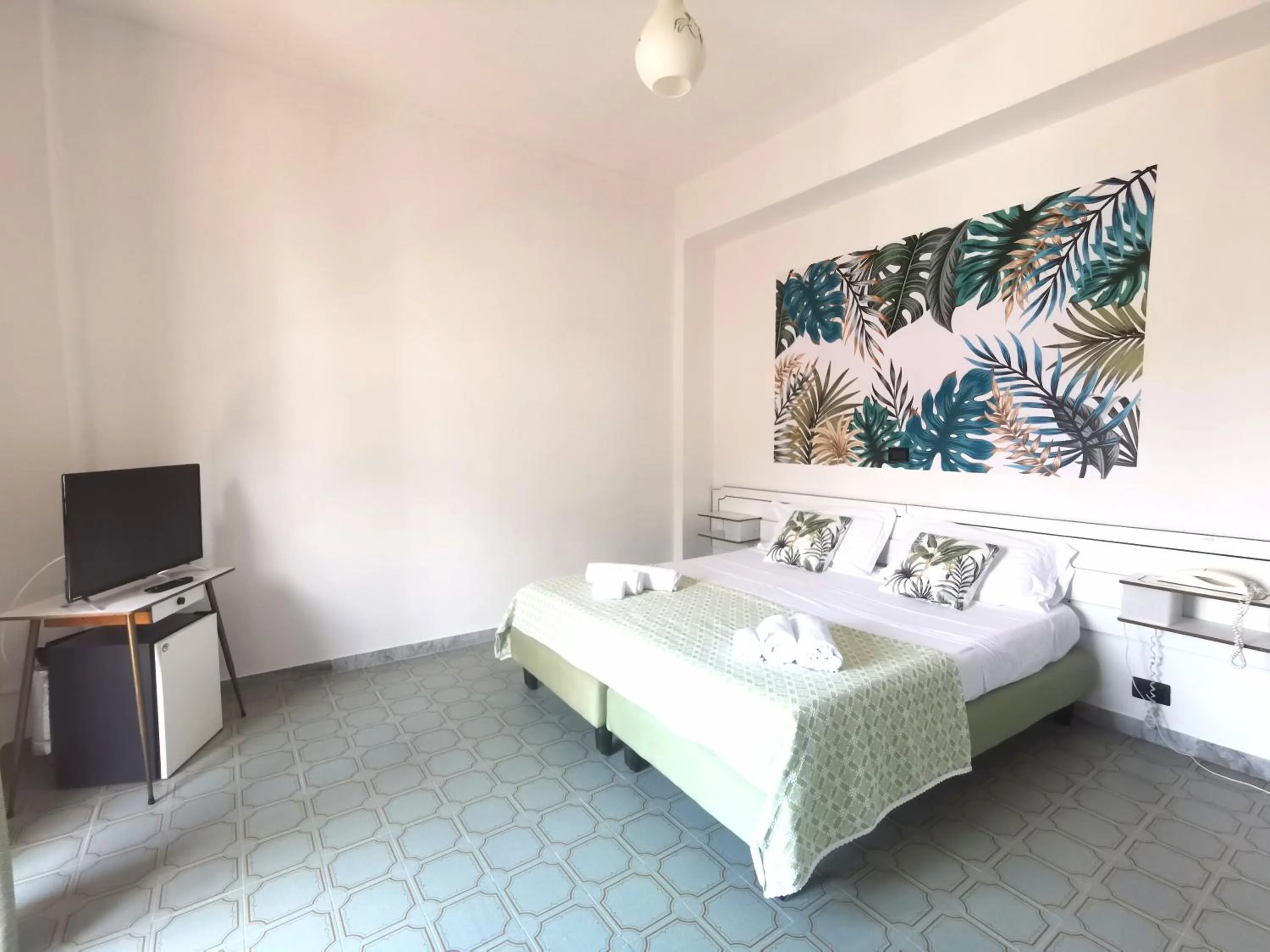 Bedroom, Bed in Hotel TEA - Praia a Mare