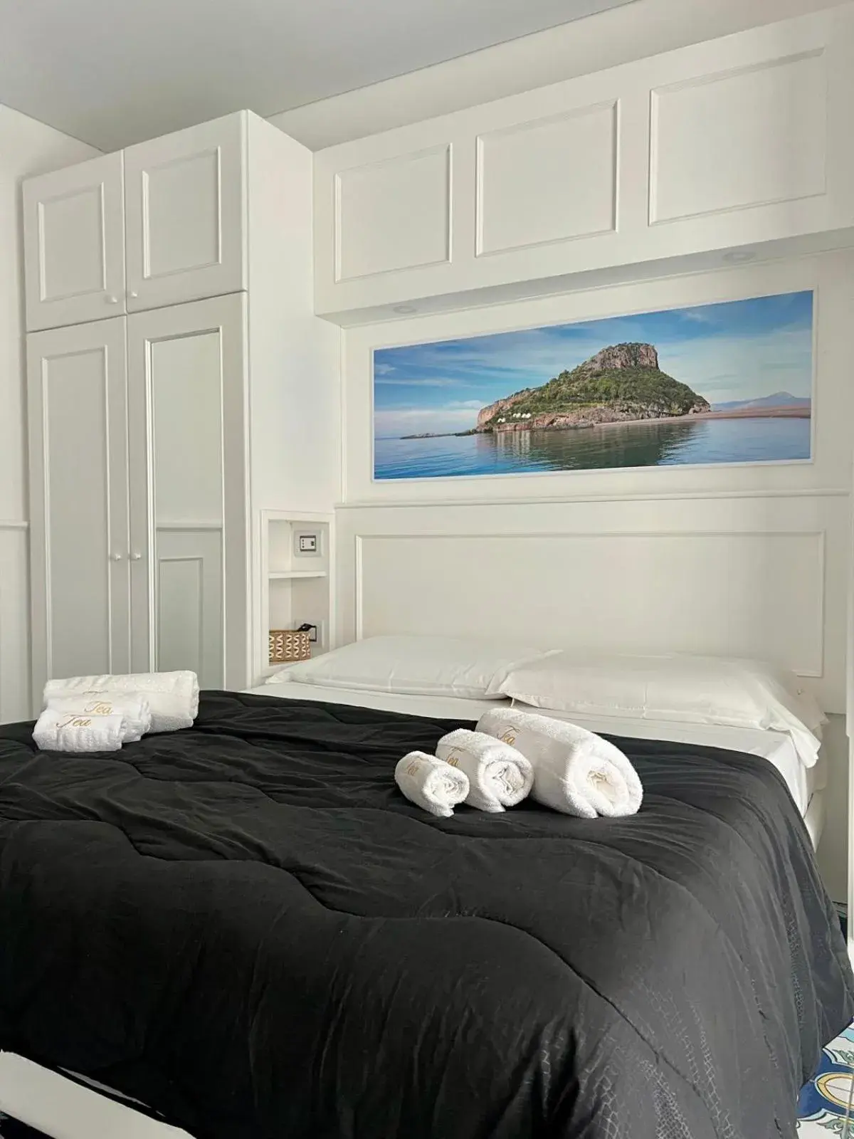 Superior Triple Room with Sea View in Hotel TEA - Praia a Mare Superior Triple Room with Sea View in Hotel TEA - Praia a Mare