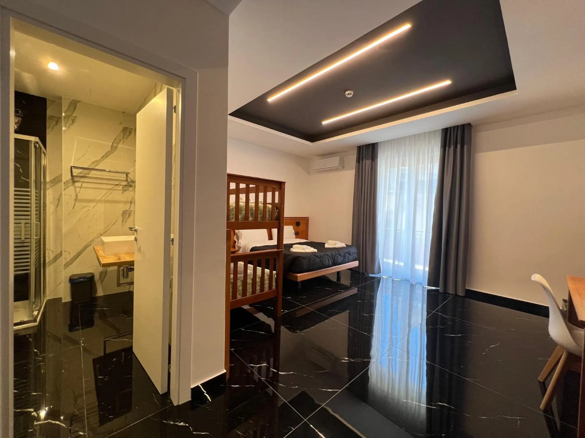 Bathroom in Hotel TEA - Praia a Mare