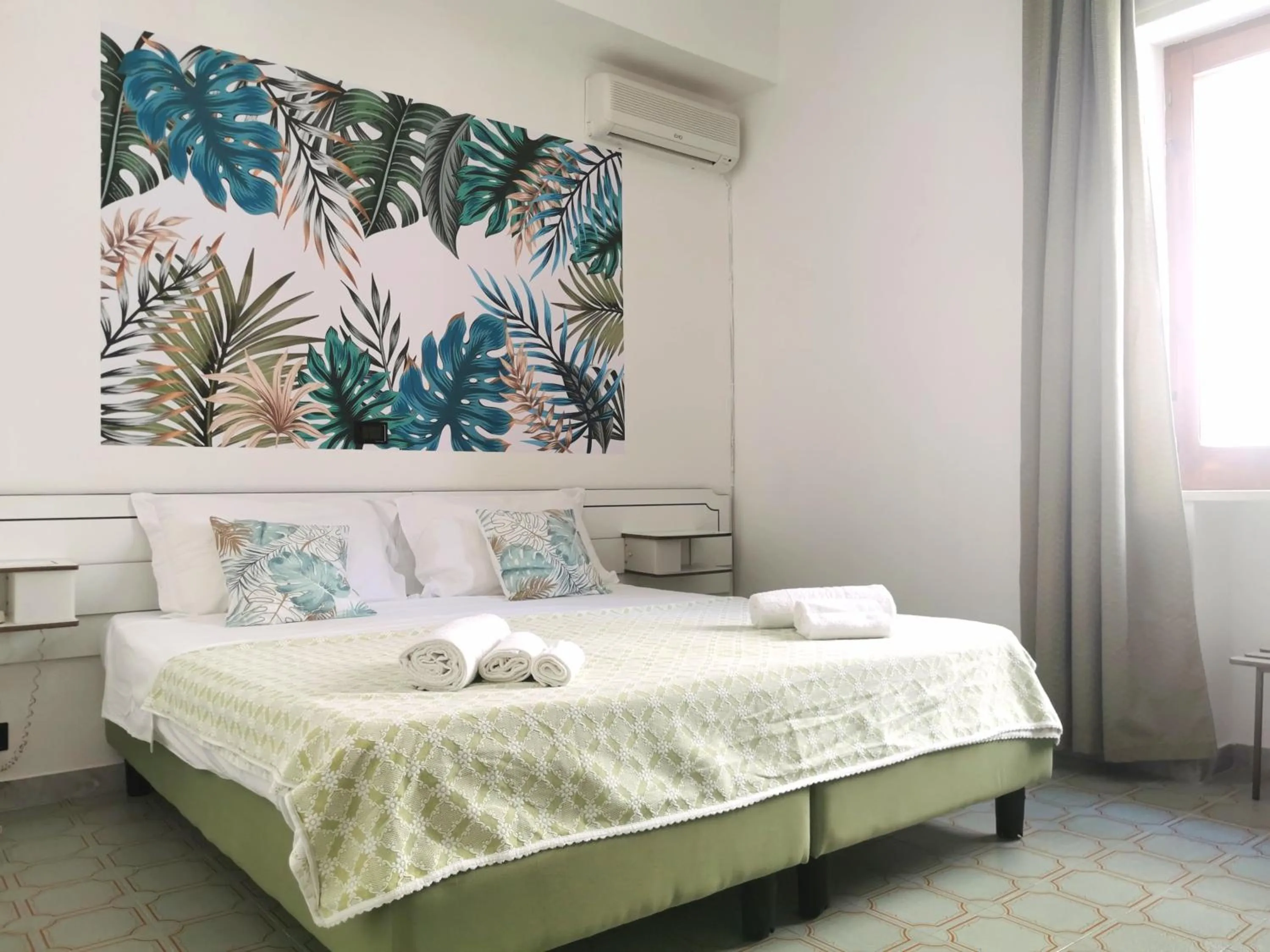 Bedroom, Bed in Hotel TEA - Praia a Mare