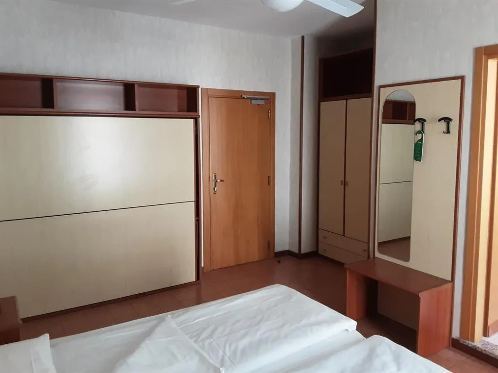 Bed in Hotel Florida