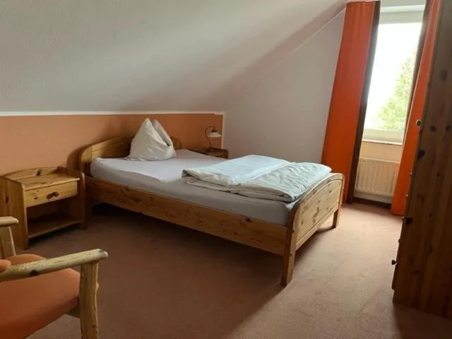 Photo of the whole room, Bed in Neustädter Hof Hotel Garni