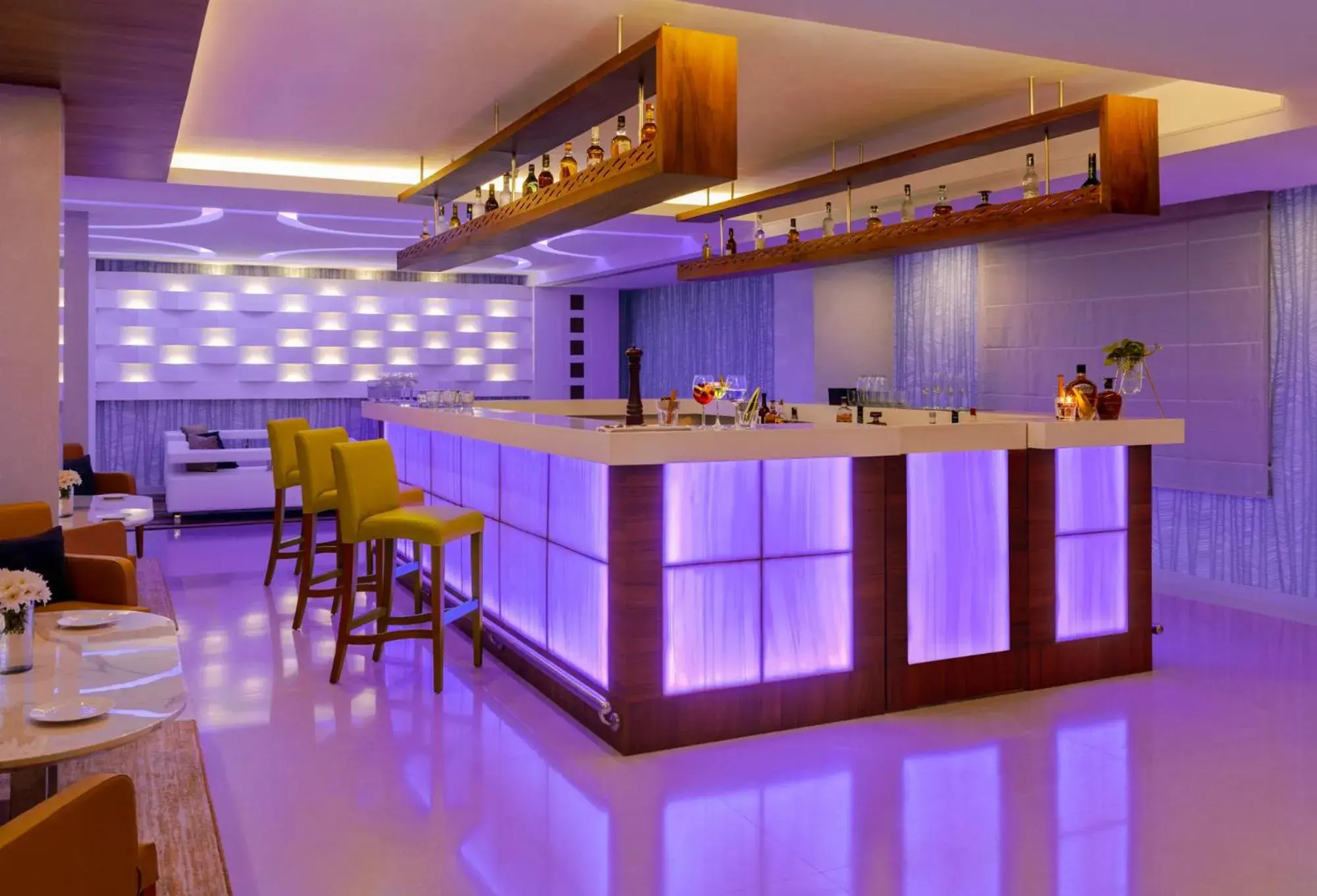 Lounge or bar in Vivanta Thiruvananthapuram Lounge or bar in Vivanta Thiruvananthapuram