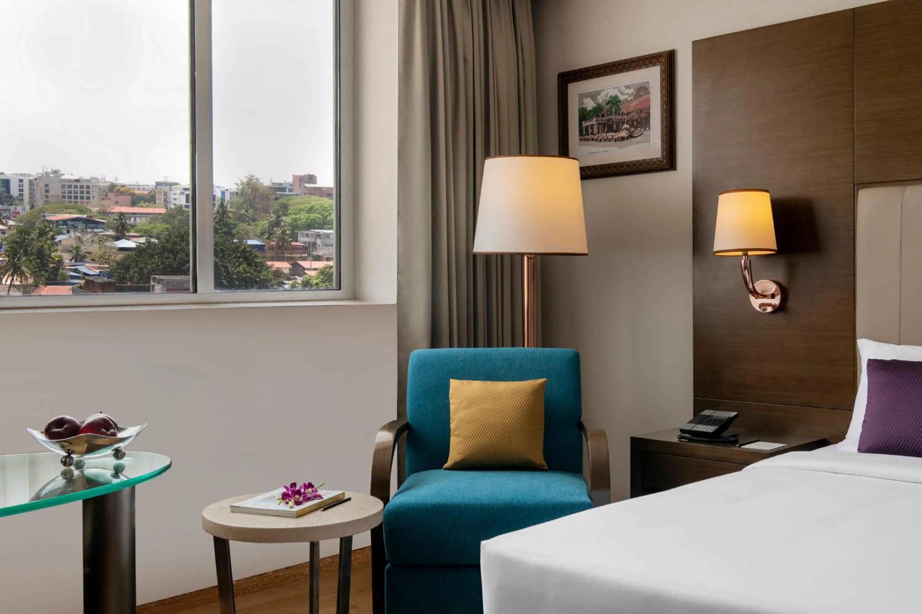 Living room, Bed in Vivanta Thiruvananthapuram