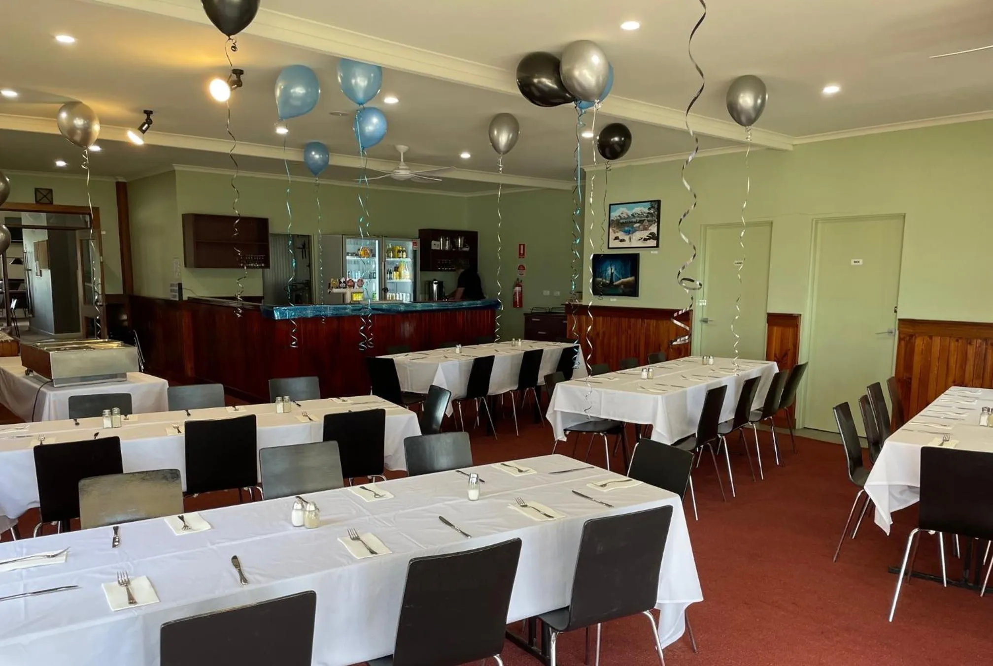 Restaurant/places to eat in Falcon Hotel Motel