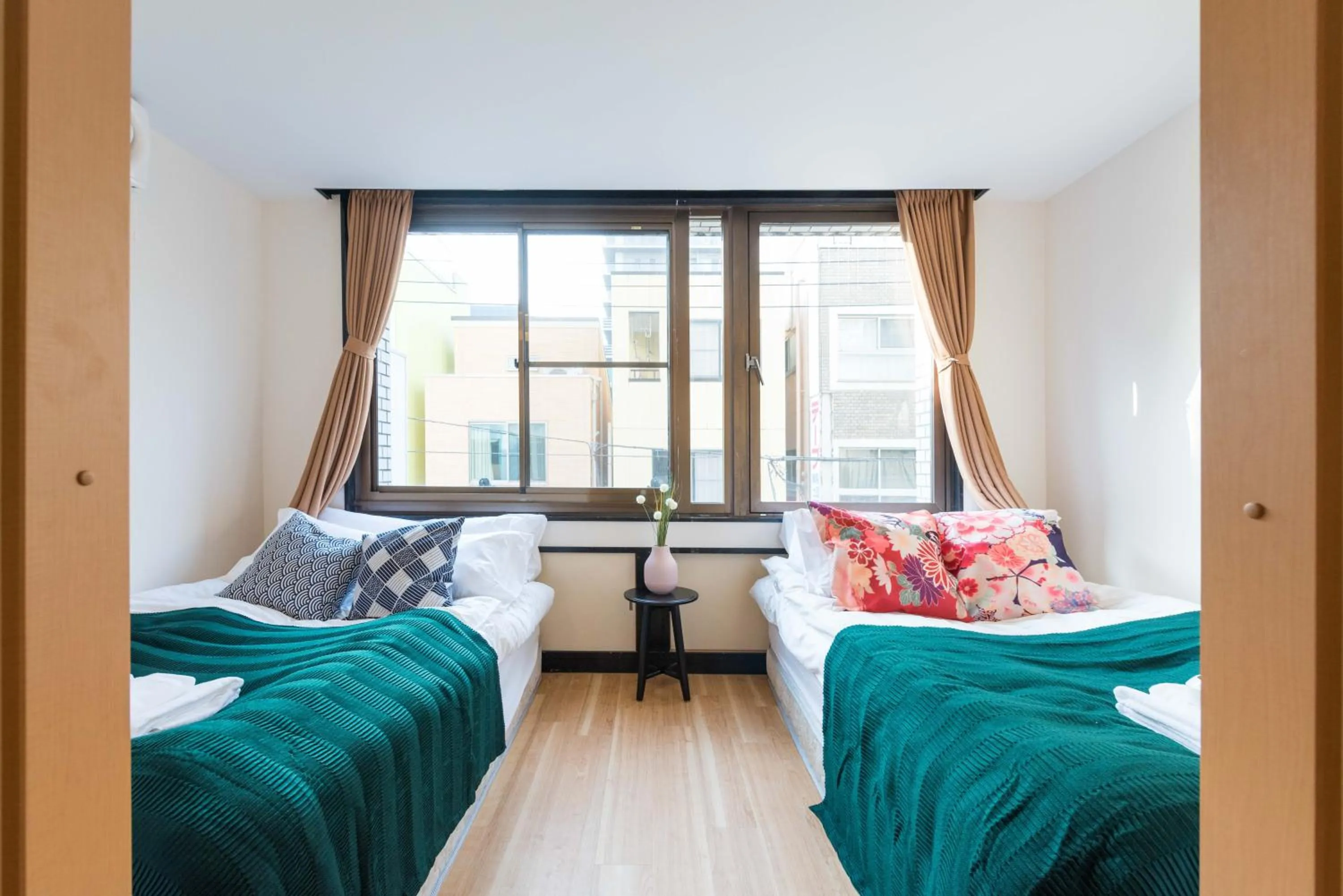 Bed in TORA HOTEL Tokyo Ueno 寅ホテル 上野 D