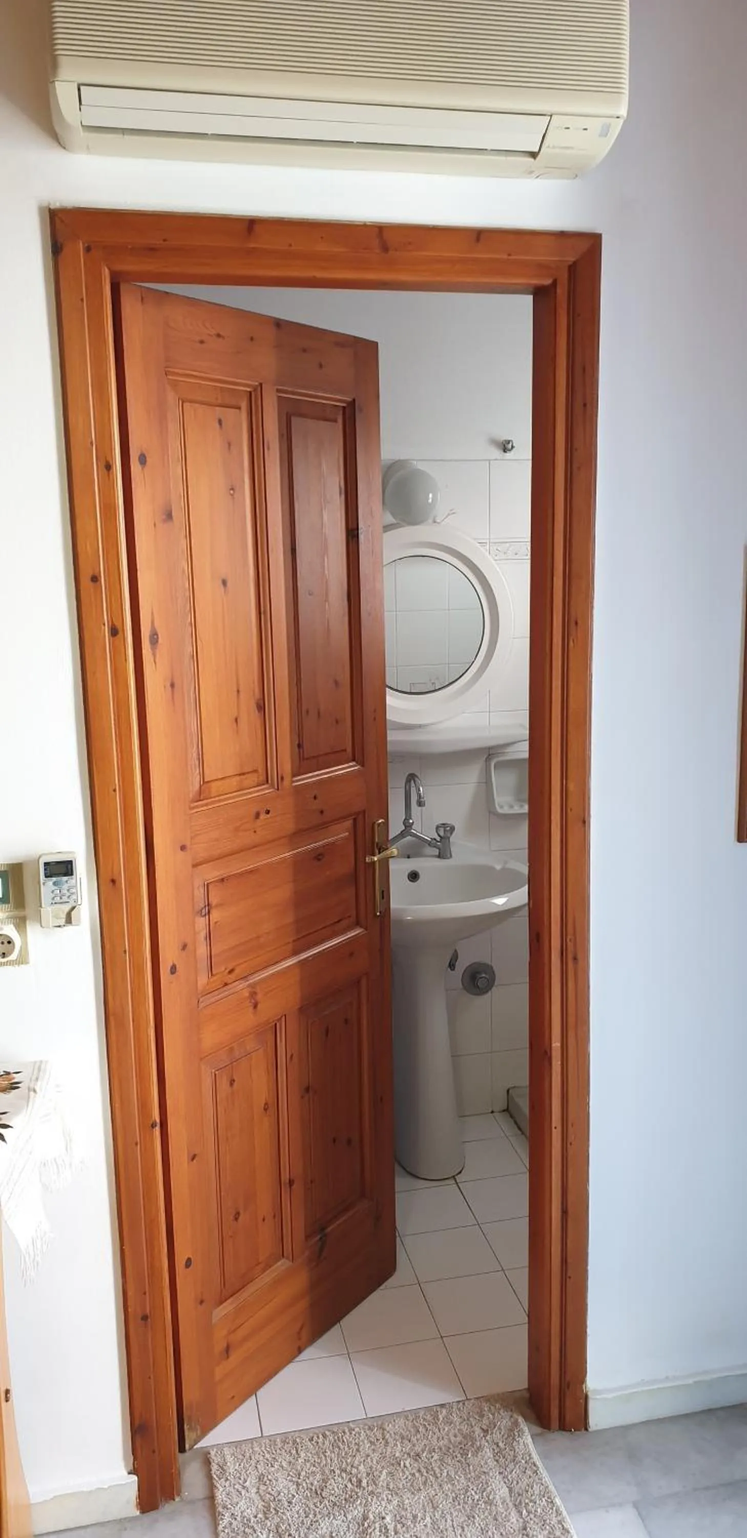 EVI Studios & Apartments