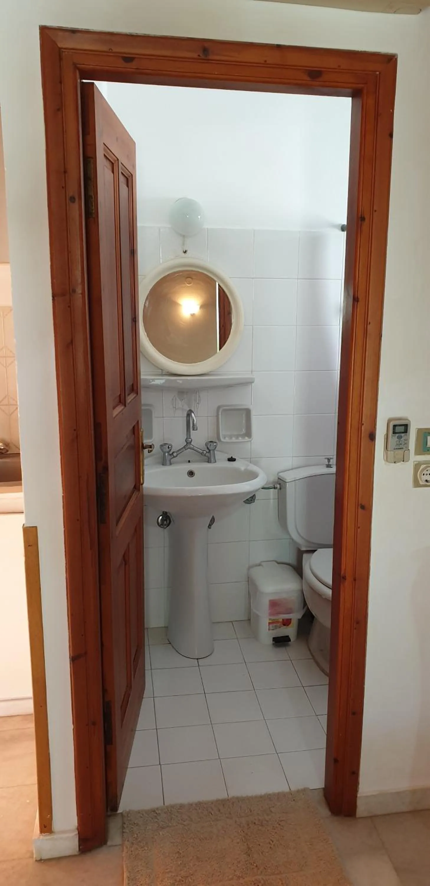 EVI Studios & Apartments