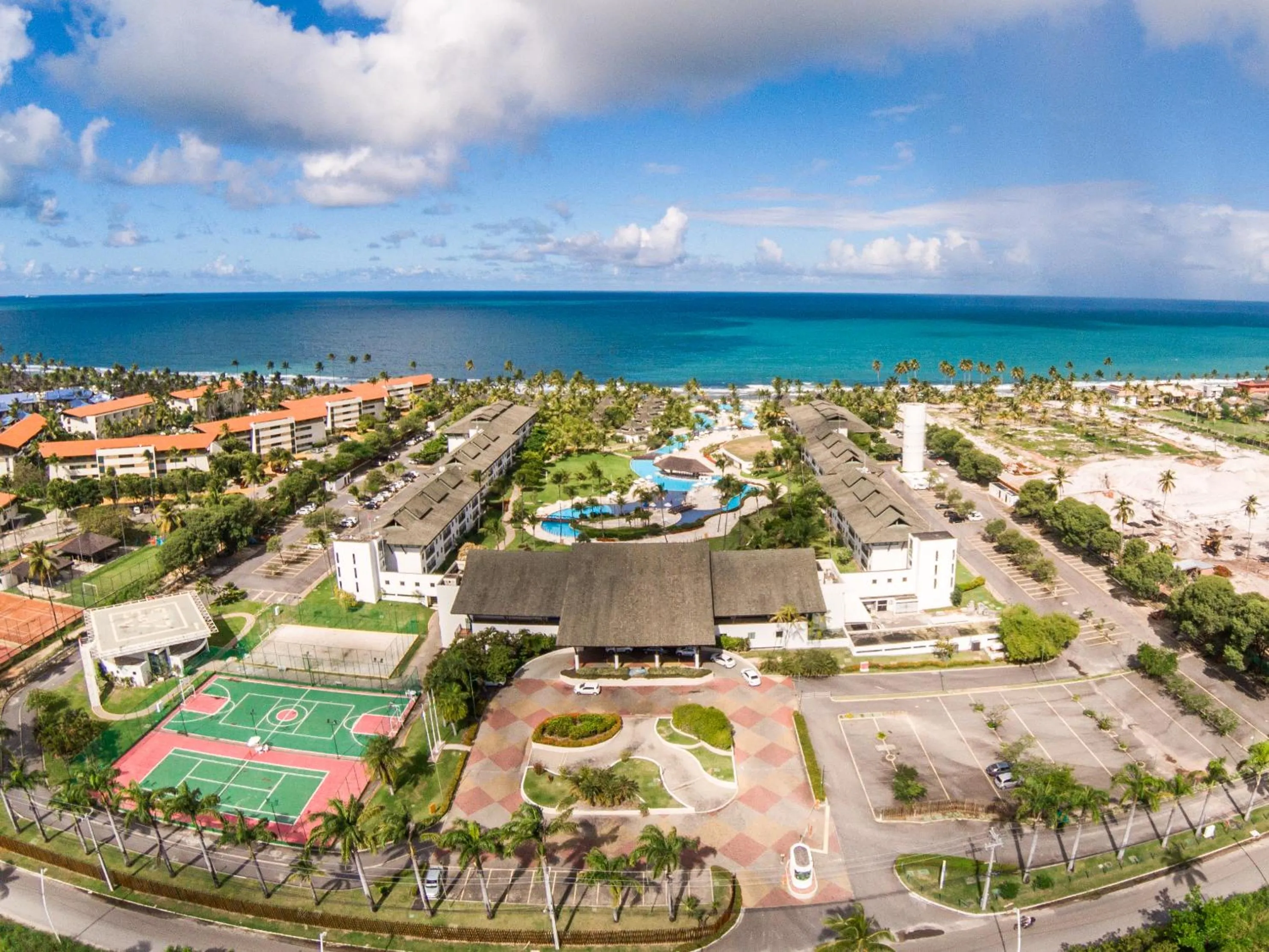 Bird's eye view in Beach Class Muro Alto Condomínio Resort By New Time