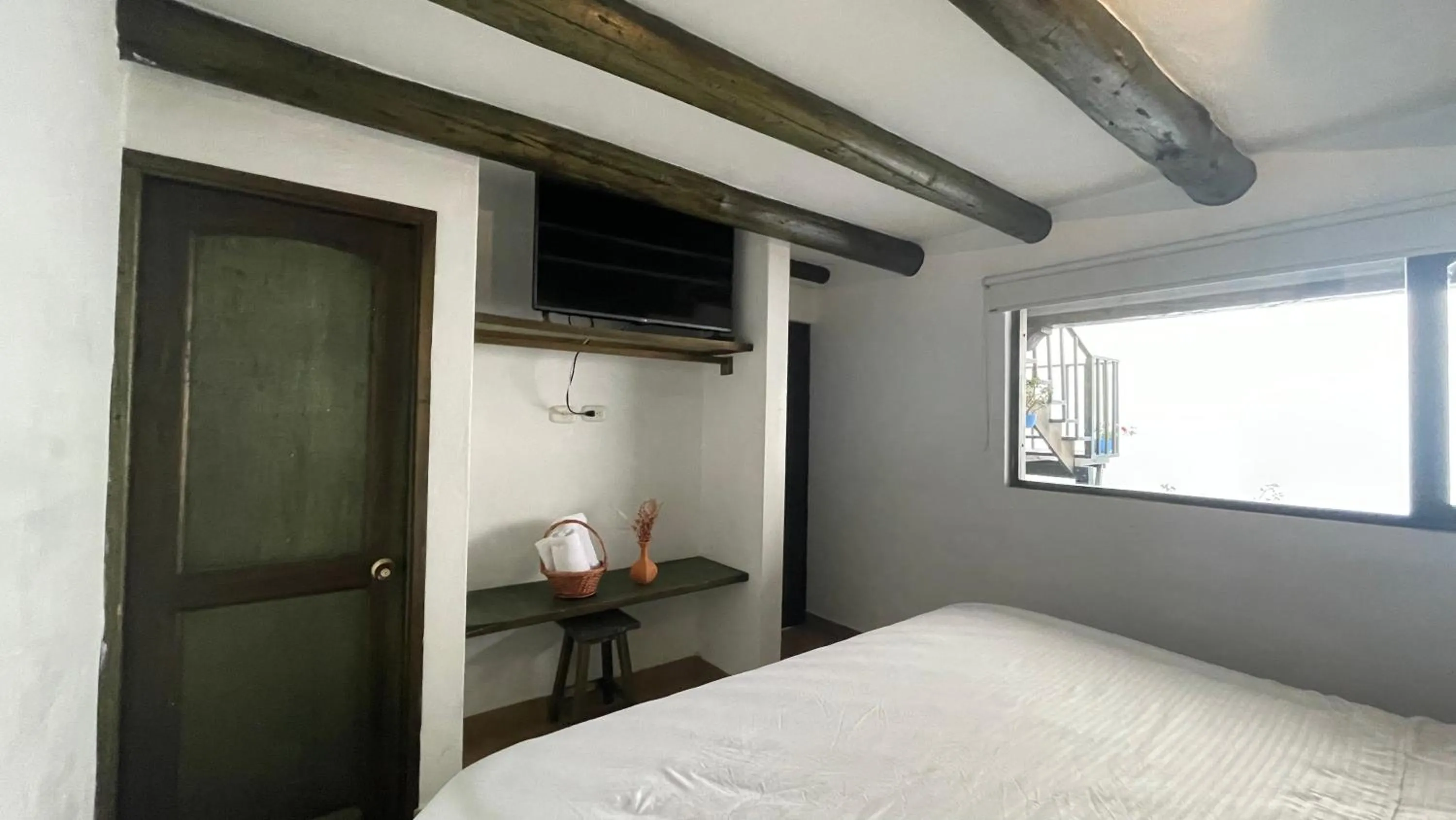 Photo of the whole room in Hotel Verona Villa de Leyva