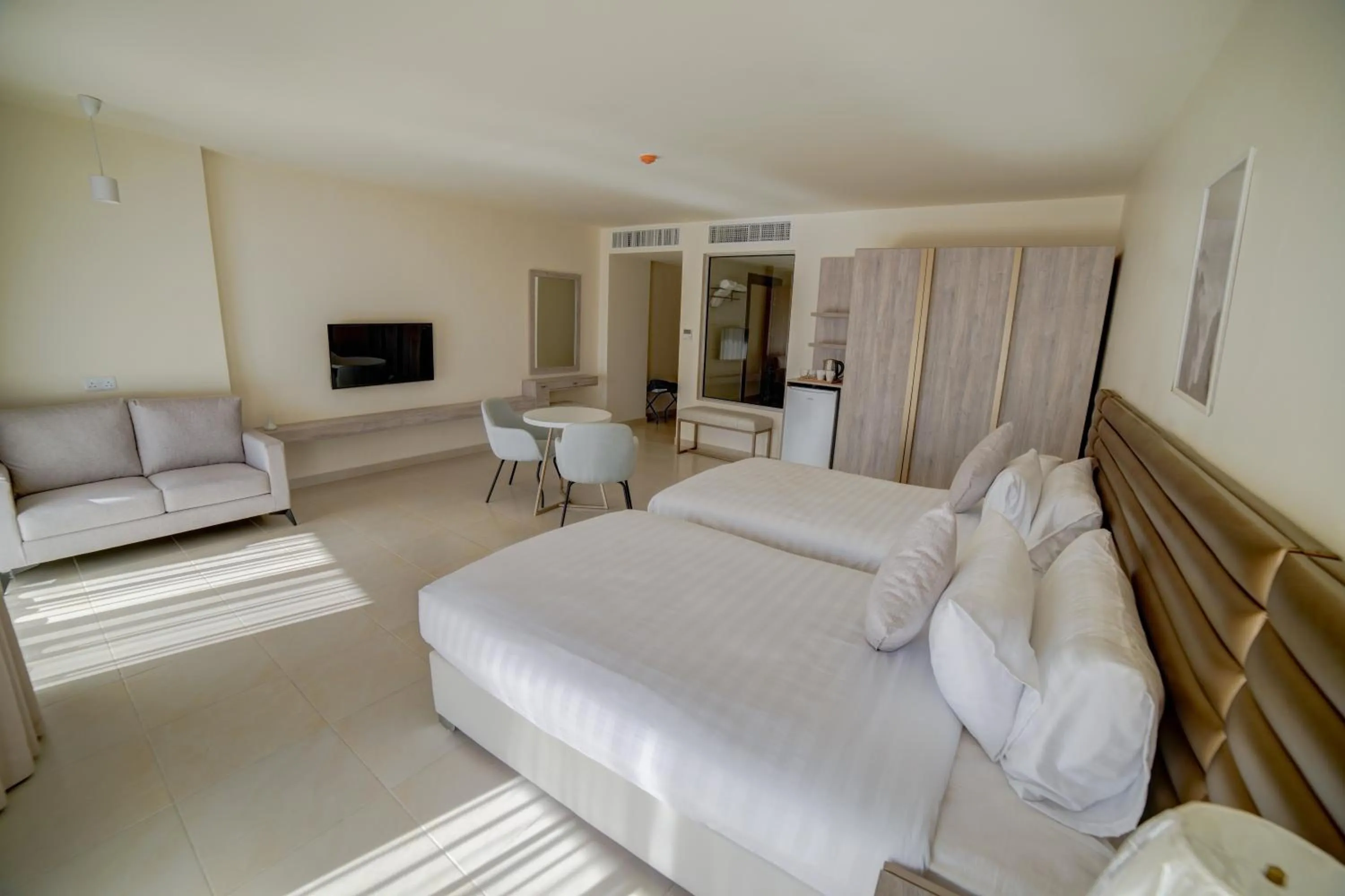 Photo of the whole room, Bed in Sea view hotel