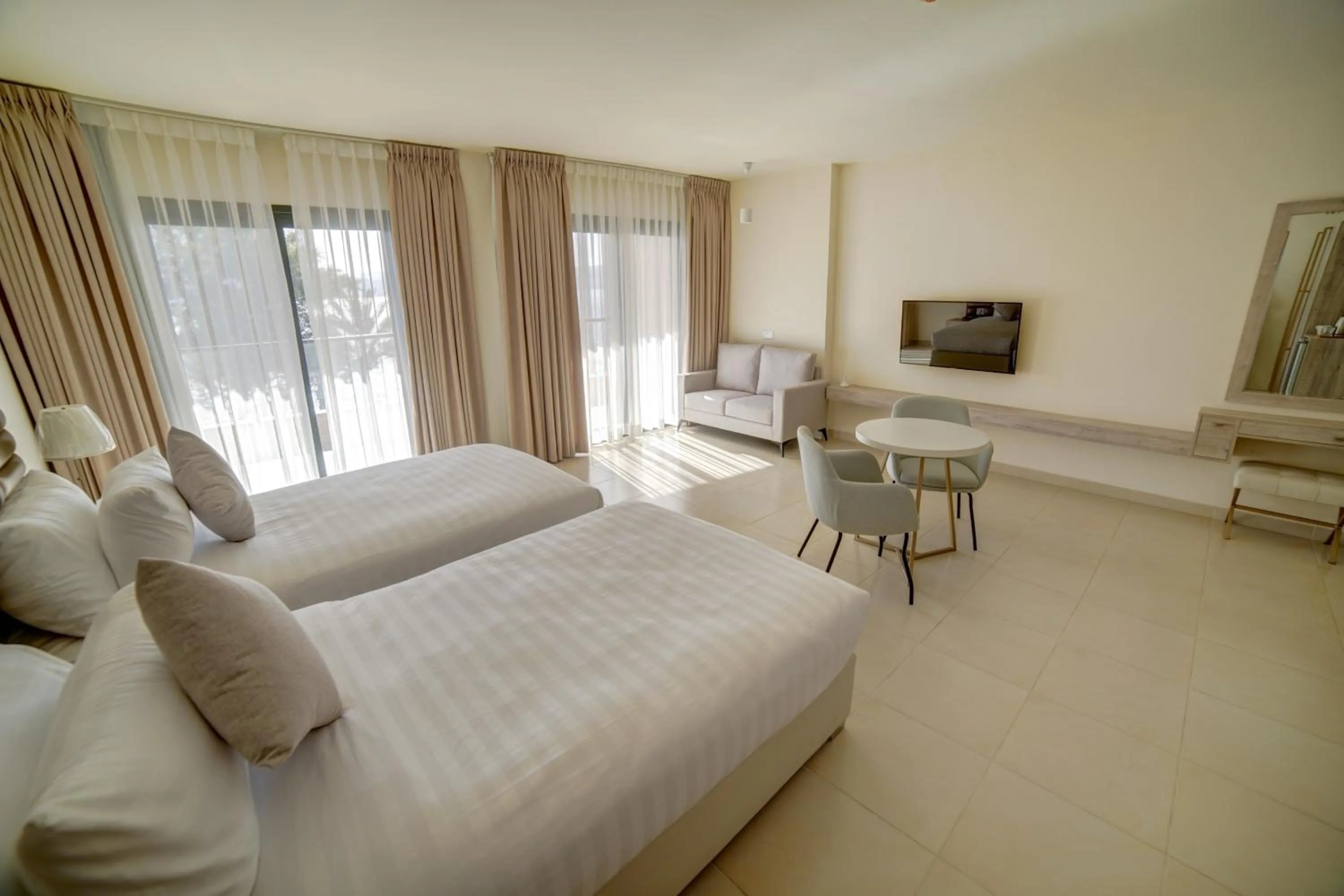 Photo of the whole room, Bed in Sea view hotel