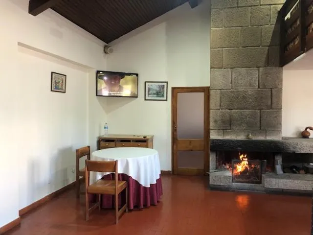 Restaurant/places to eat in HOTEL CRUZ DA MATA