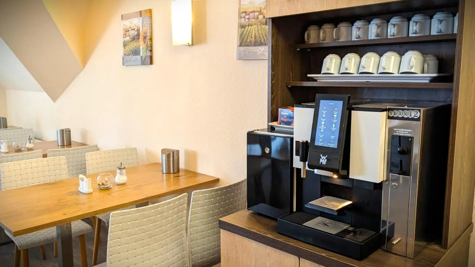 Breakfast in Mikon Eastgate Hotel - City Centre