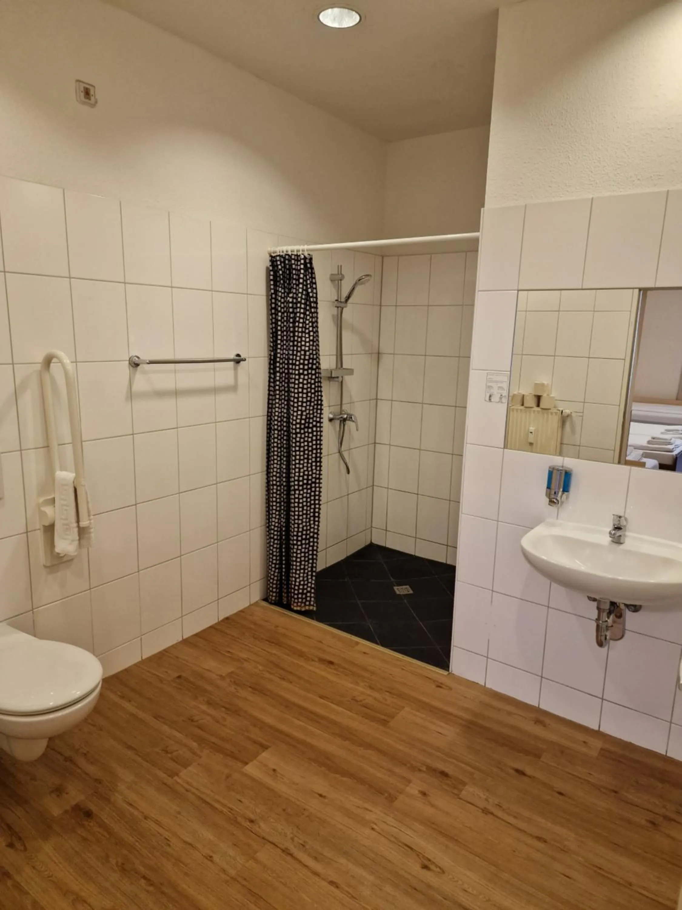 Shower in Mikon Eastgate Hotel - City Centre