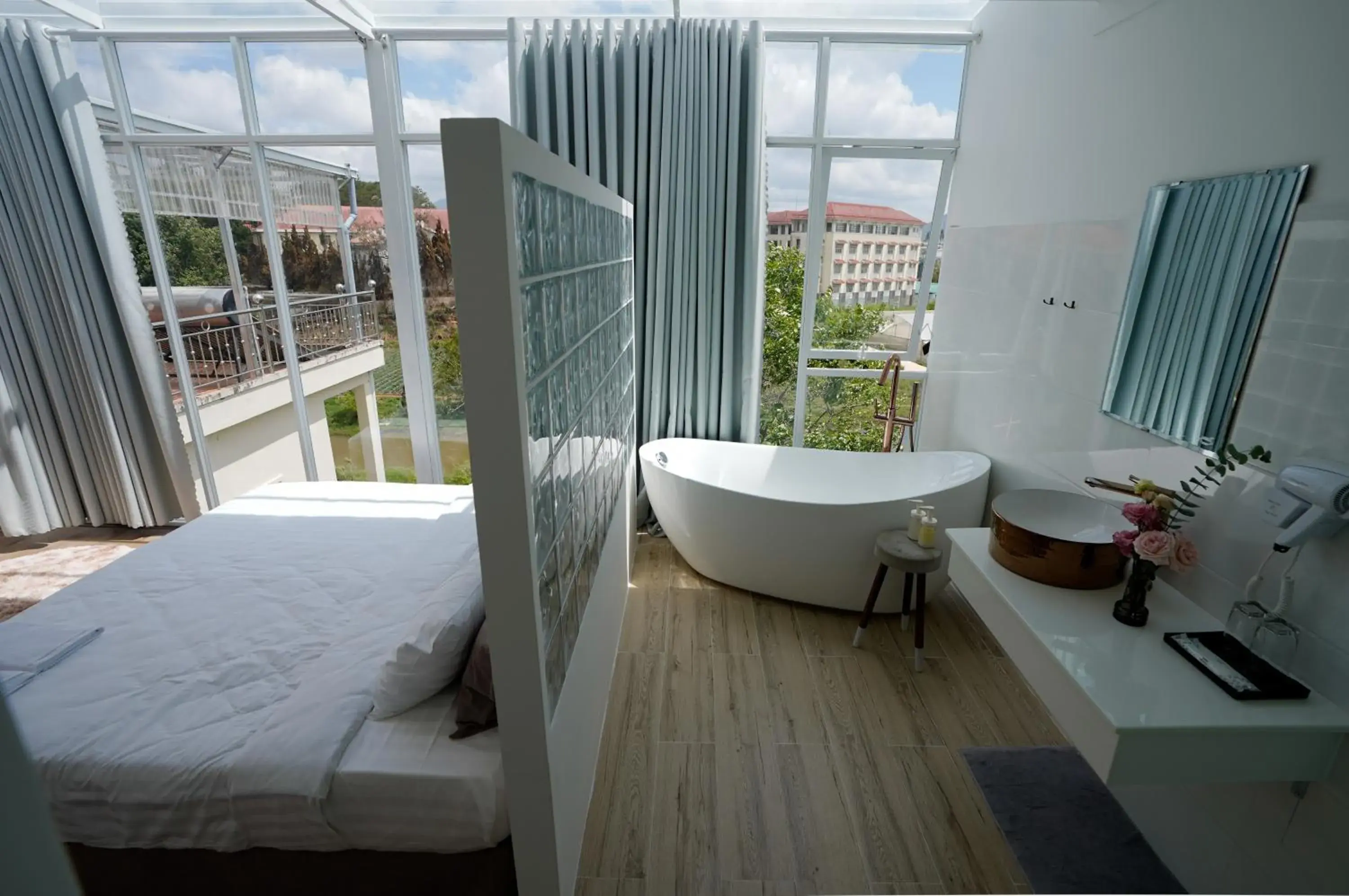 Bath, Bed in Whammy House Dalat Bath, Bed in Whammy House Dalat