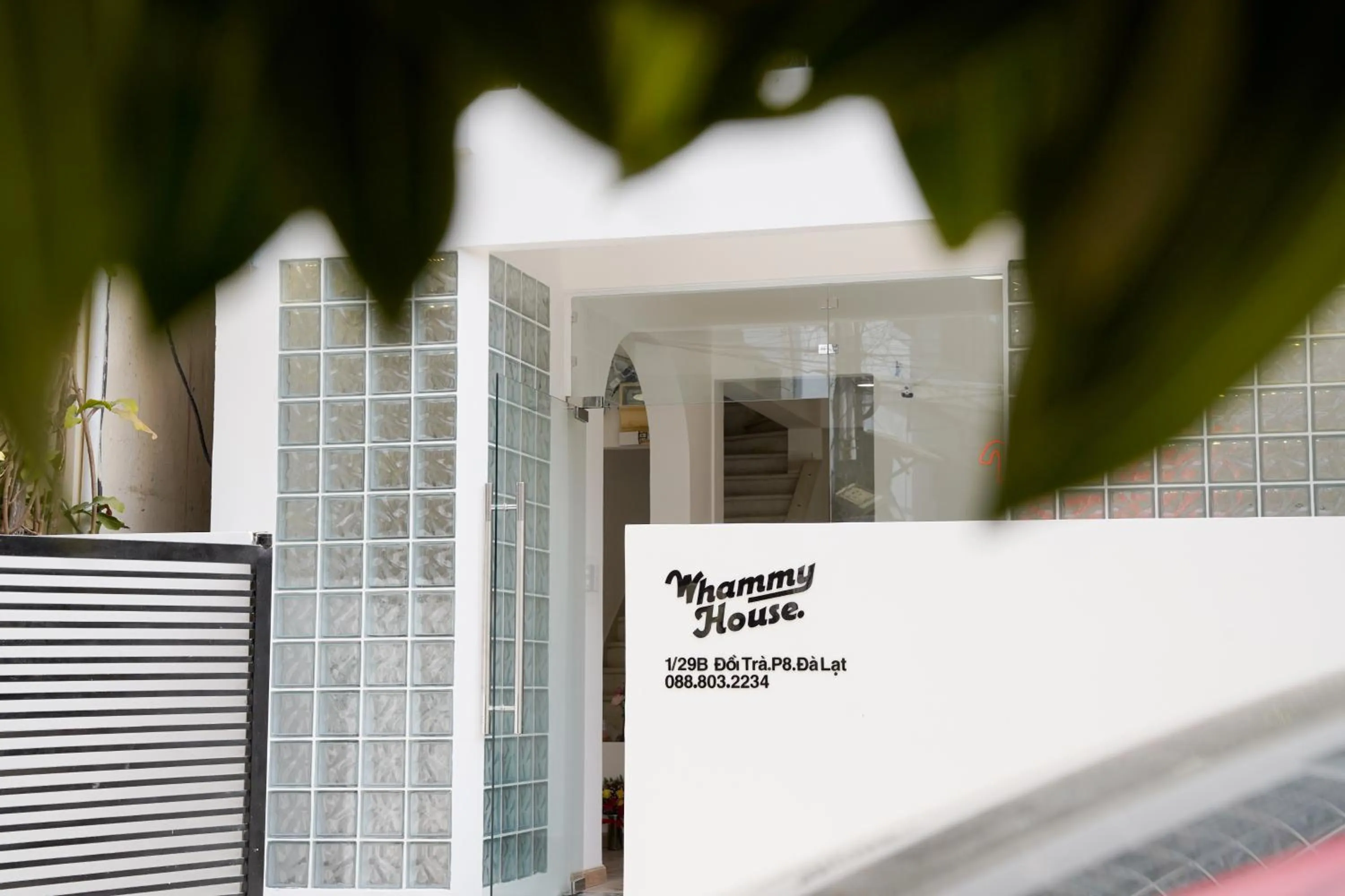 Facade/entrance in Whammy House Dalat