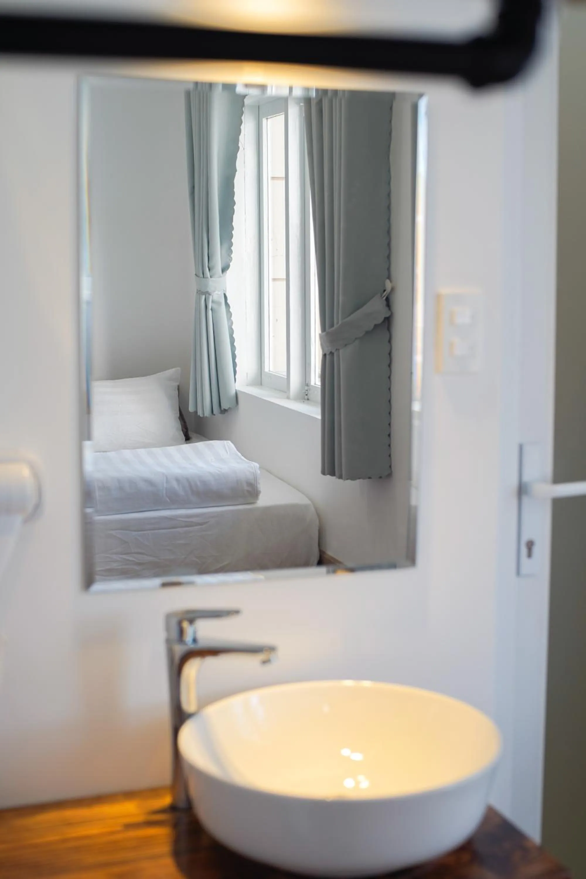 Bathroom, Bed in Whammy House Dalat