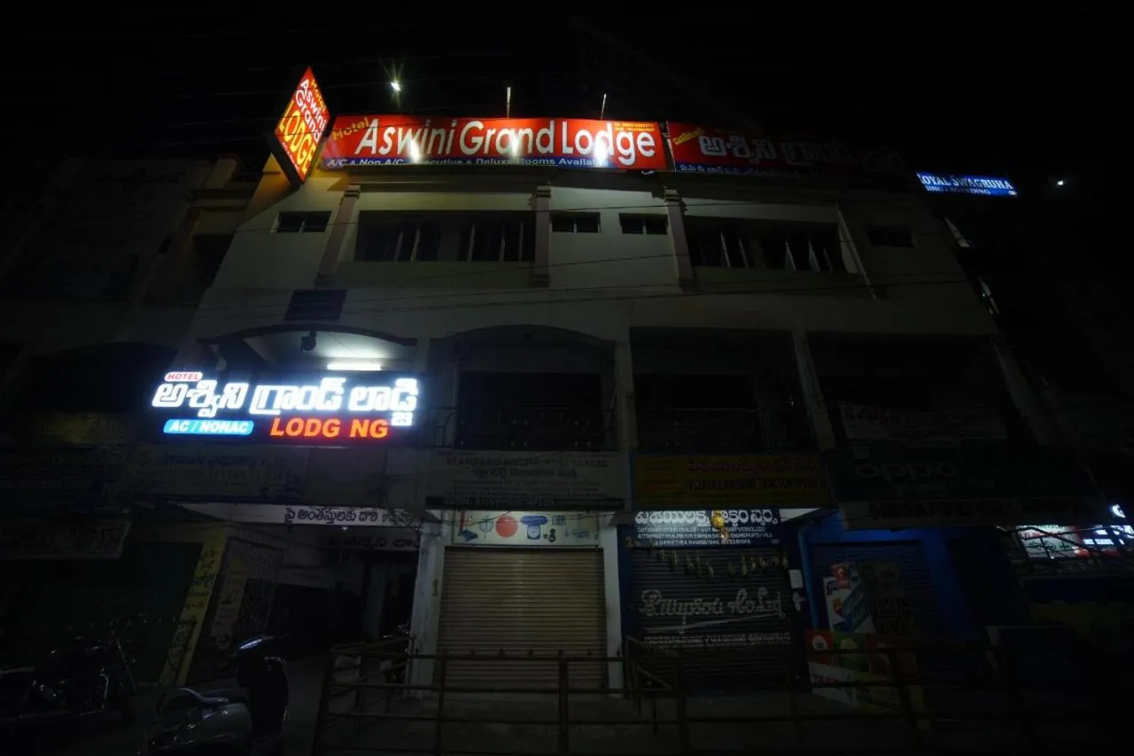 Property building in HOTEL ASWINI GRAND LODGE