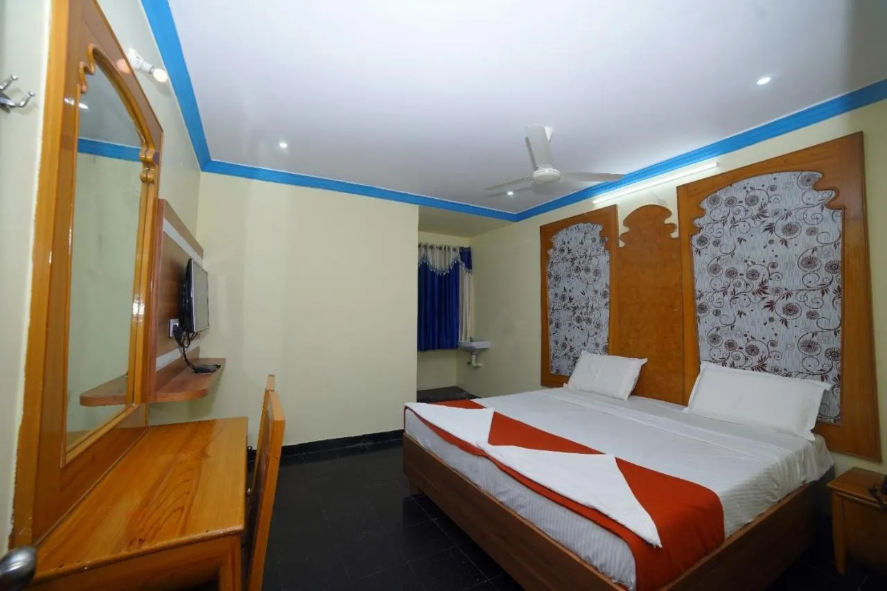 HOTEL ASWINI GRAND LODGE