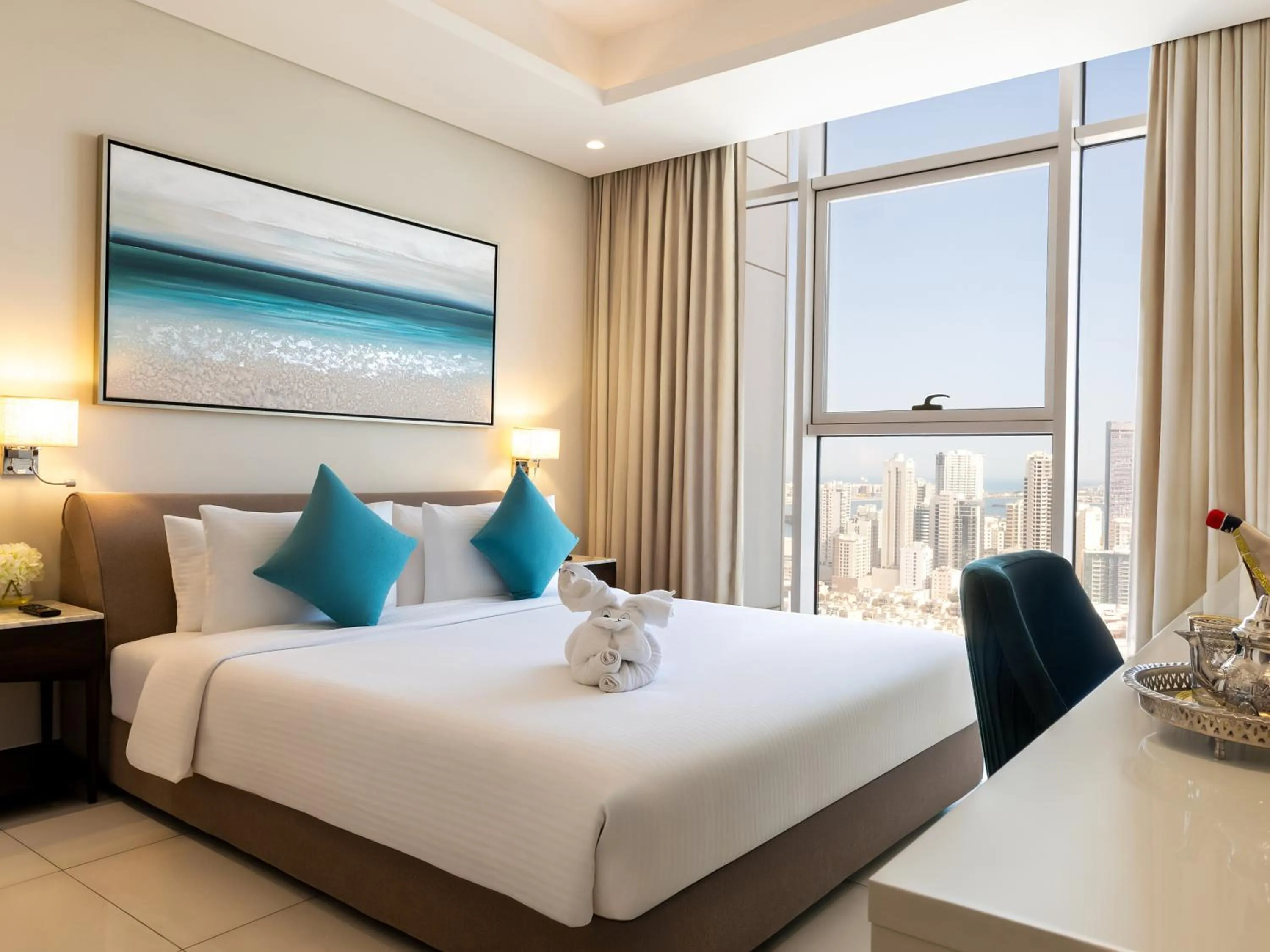 Bedroom, Bed in Swiss-Belsuites Admiral Juffair