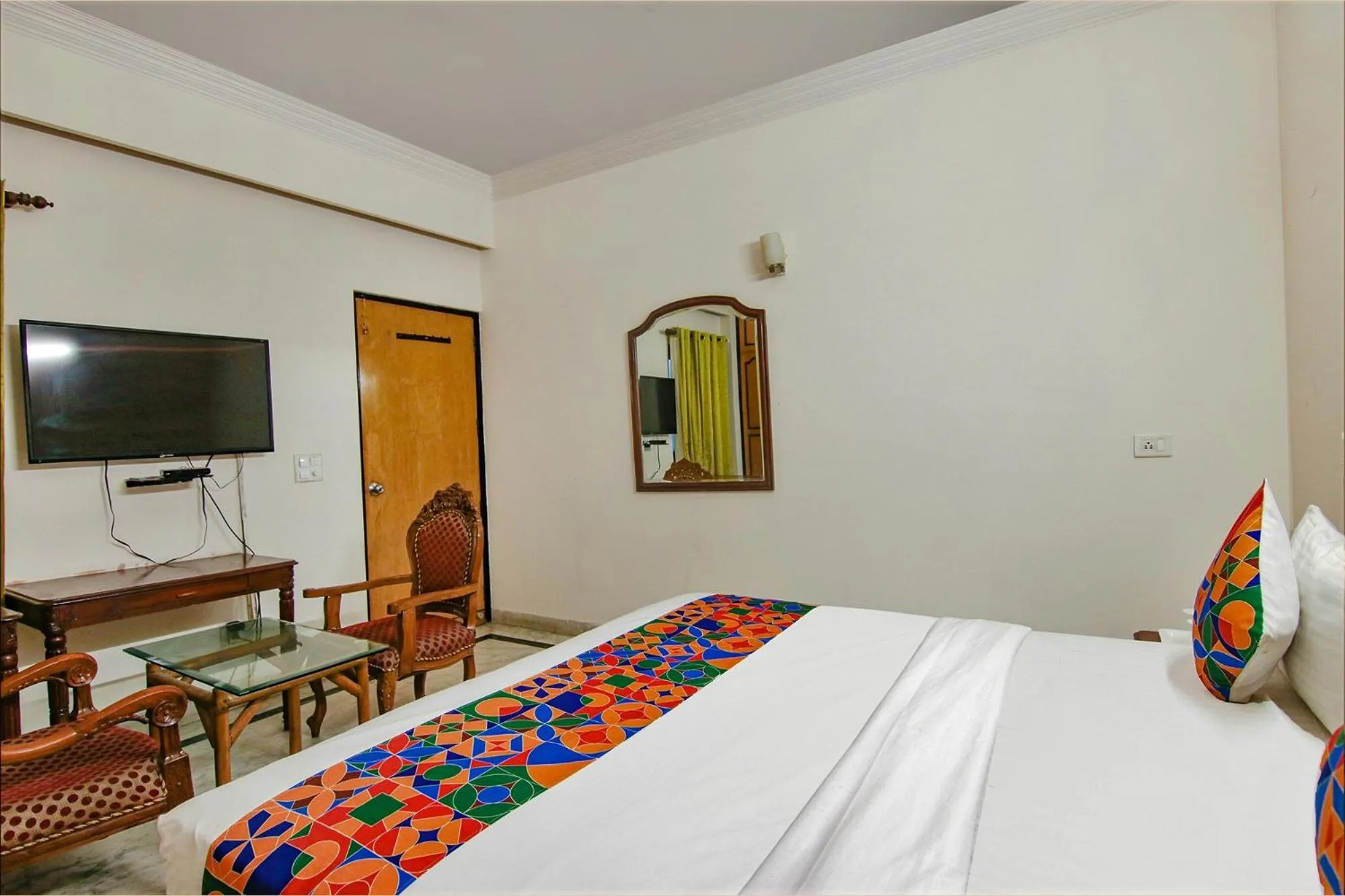 Bed in FabHotel Singh Suite - DLF Phase 3, Gurugram