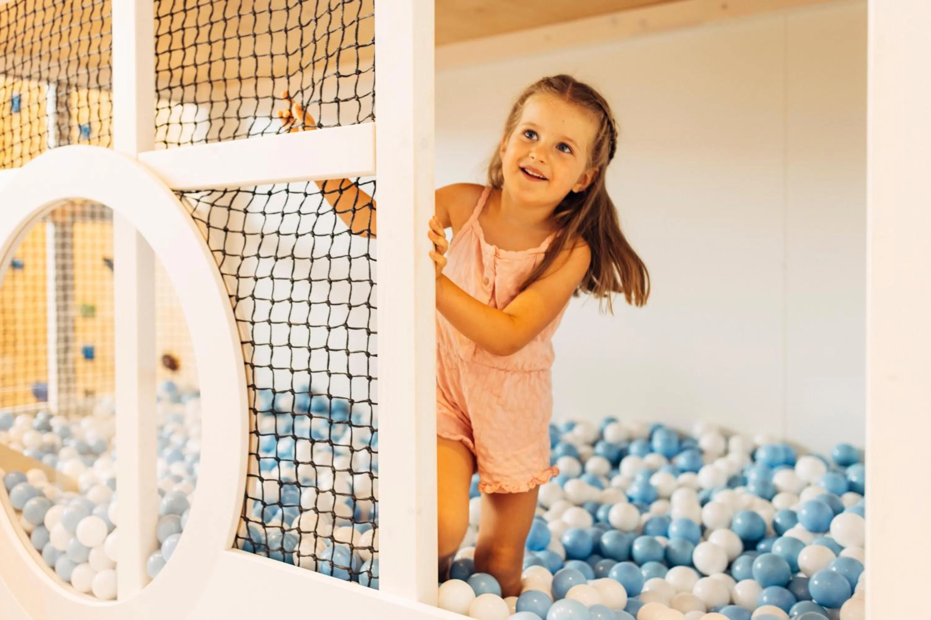 children in harry's home Bischofshofen hotel & apartments