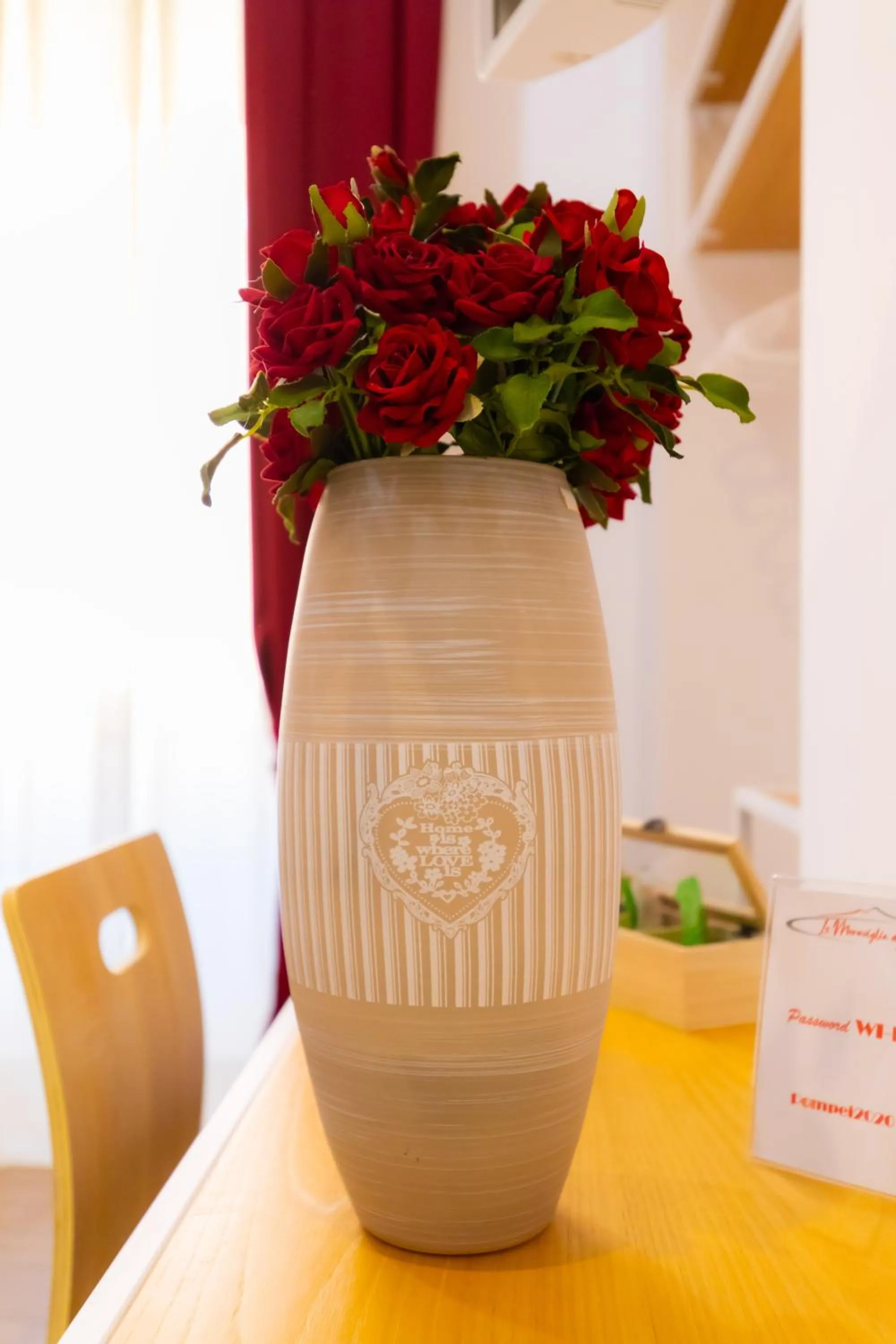 Decorative detail in Le Meraviglie Di Napoli