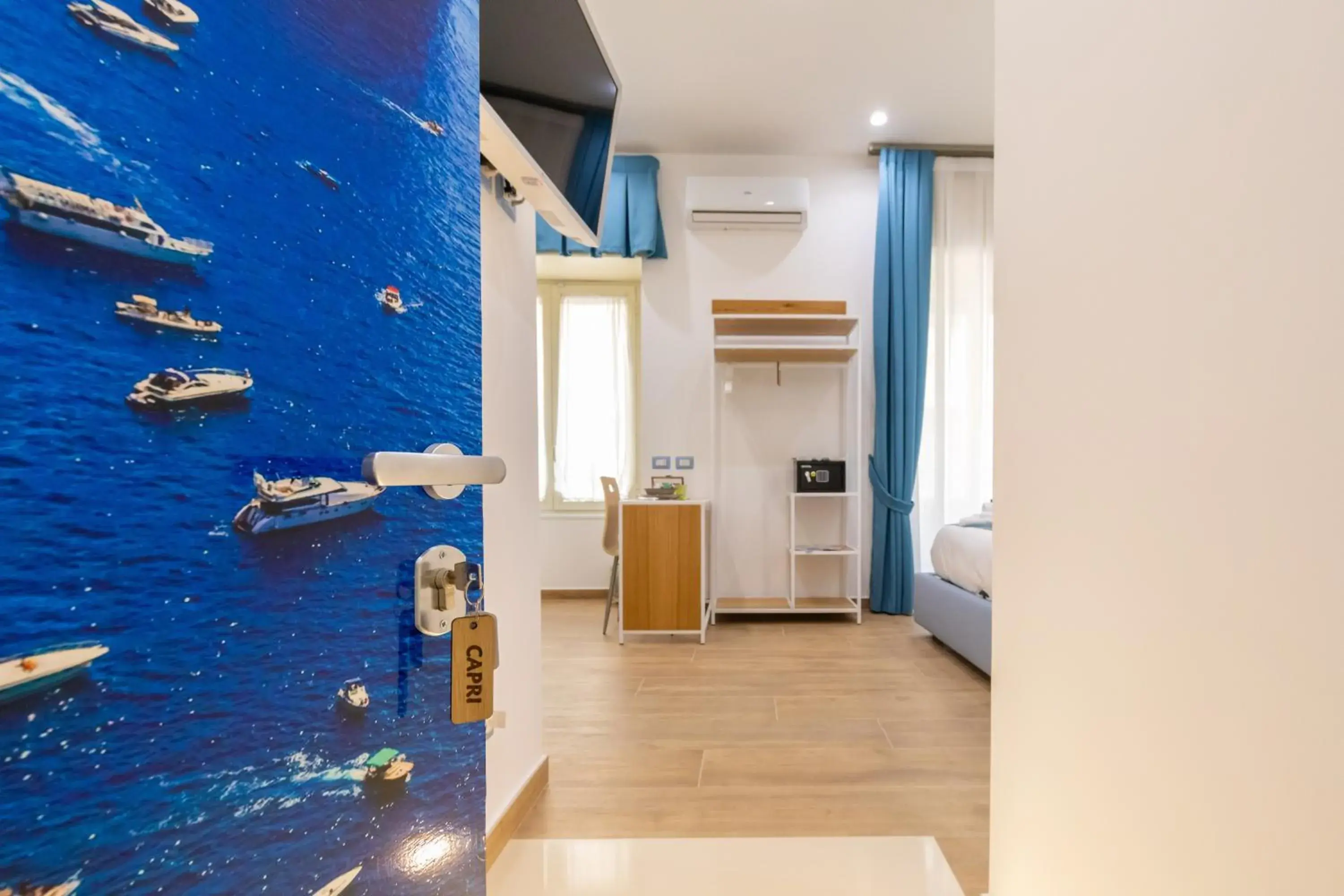 Deluxe Double Room - single occupancy in Le Meraviglie Di Napoli Deluxe Double Room - single occupancy in Le Meraviglie Di Napoli