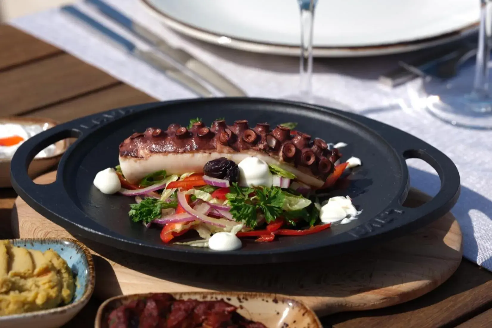 Restaurant/places to eat in Birun Ada Hotel Restaurant/places to eat in Birun Ada Hotel