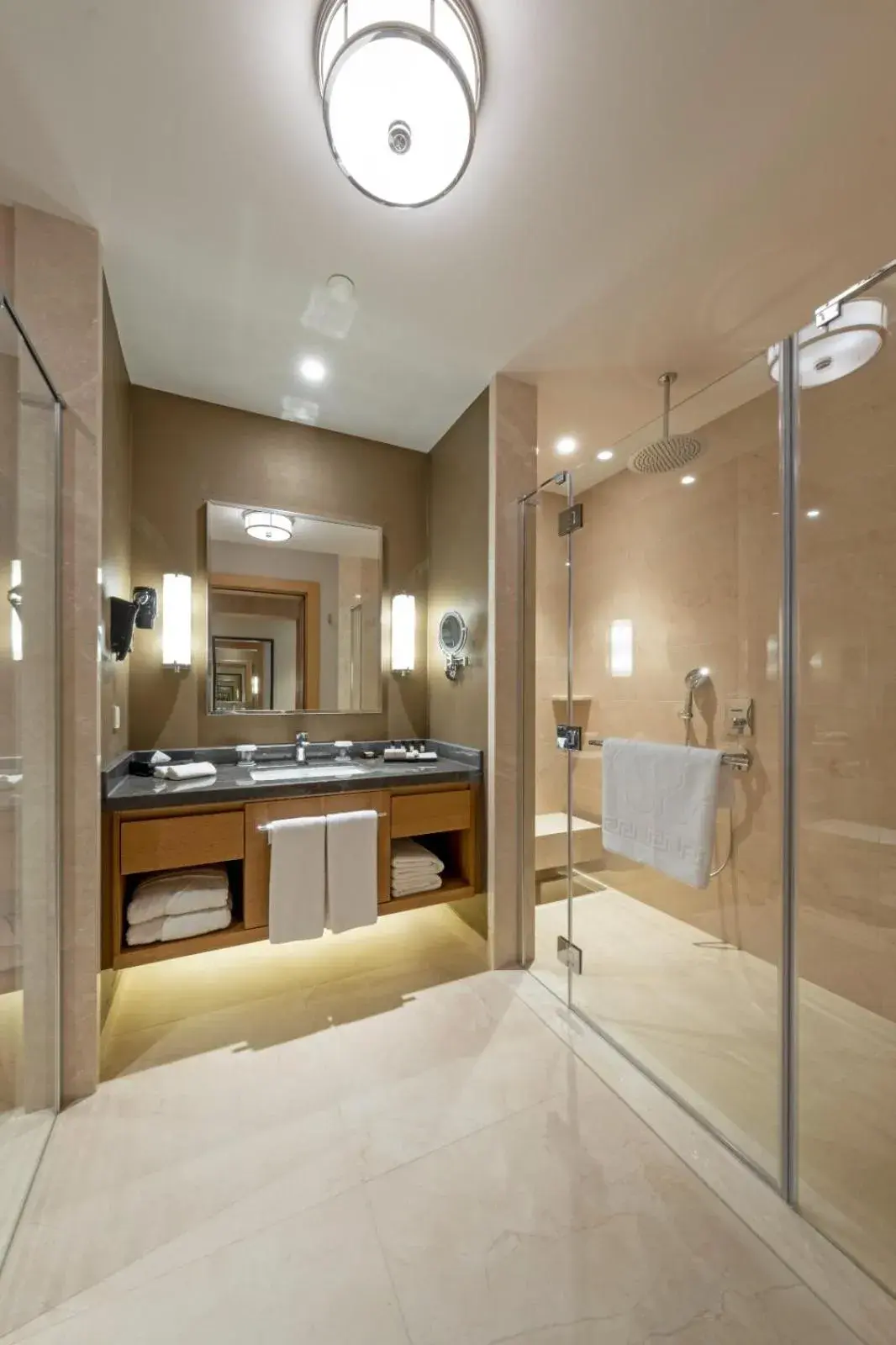 Deluxe Double or Twin Room in Birun Ada Hotel Deluxe Double or Twin Room in Birun Ada Hotel