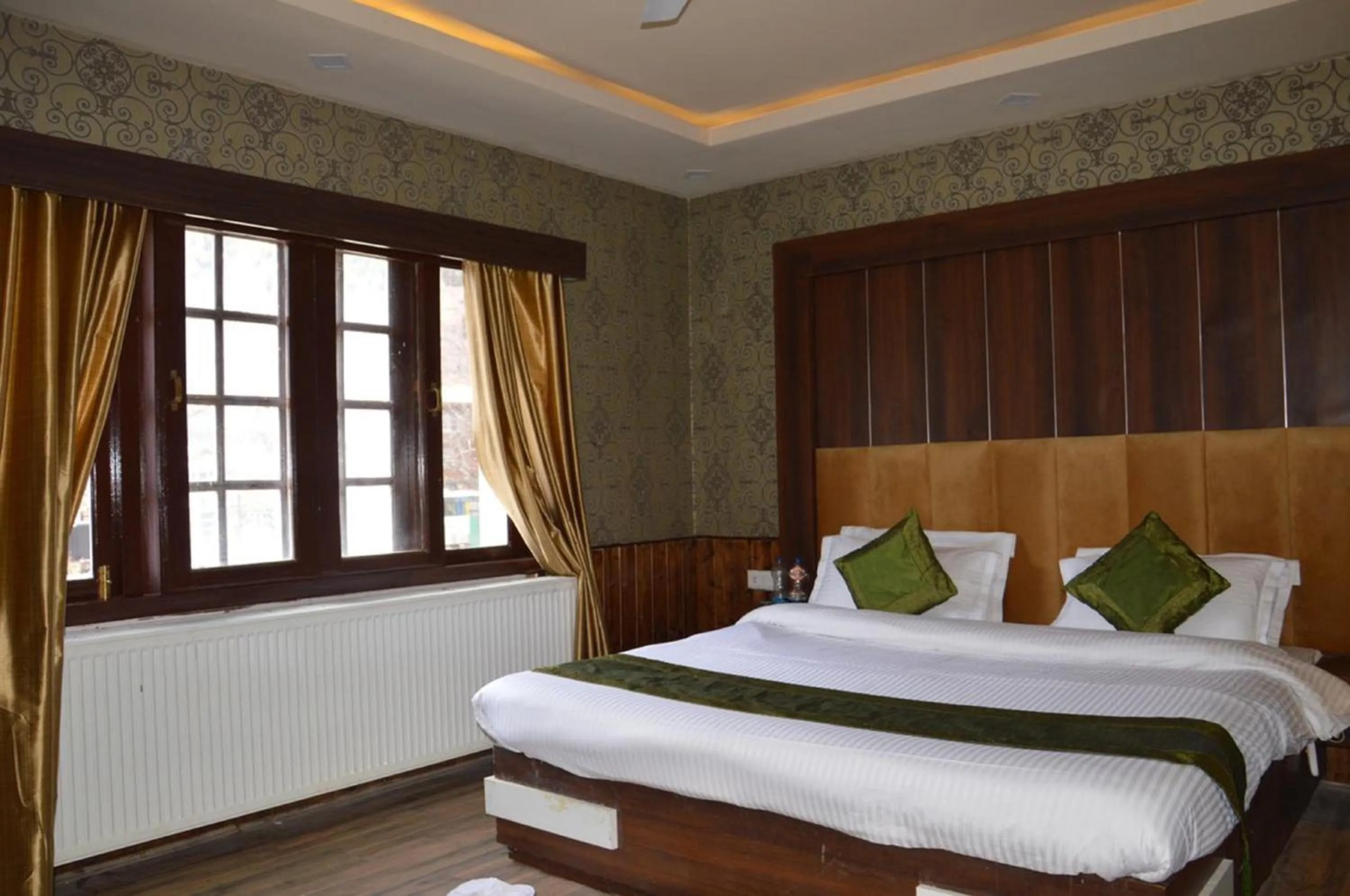 Bed in Hotel Outlook