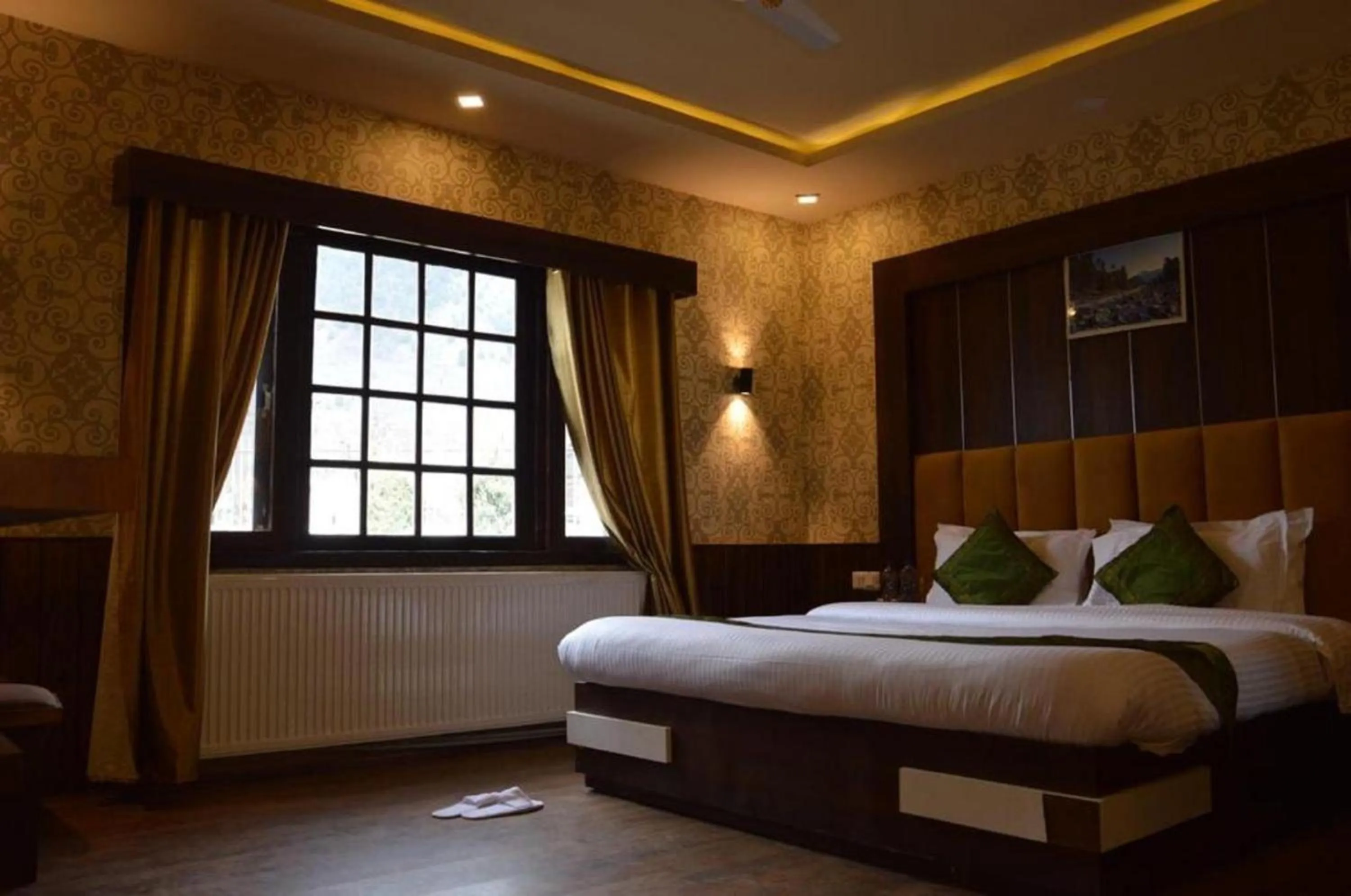 Bed in Hotel Outlook