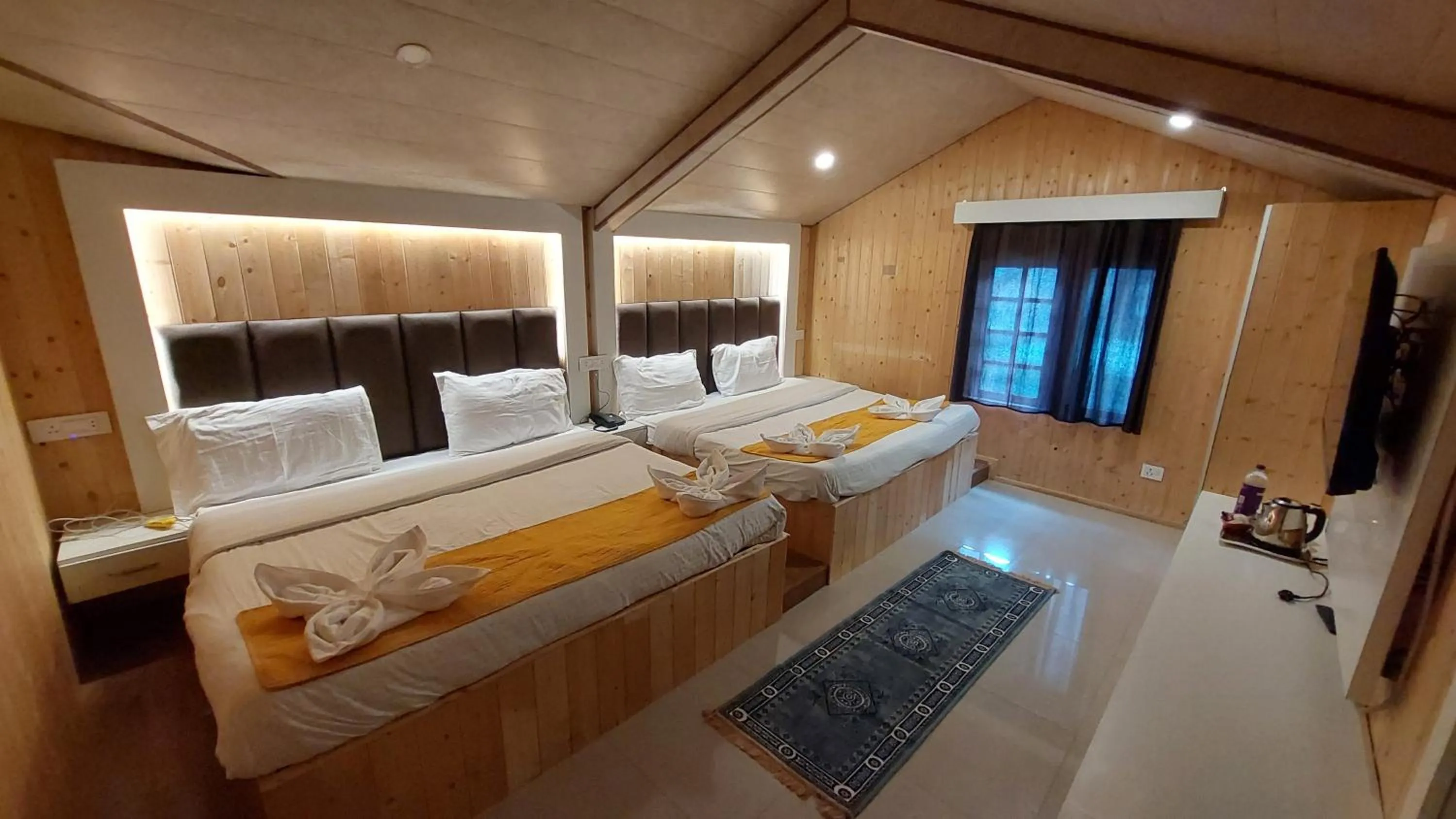 Bedroom in Hotel Outlook