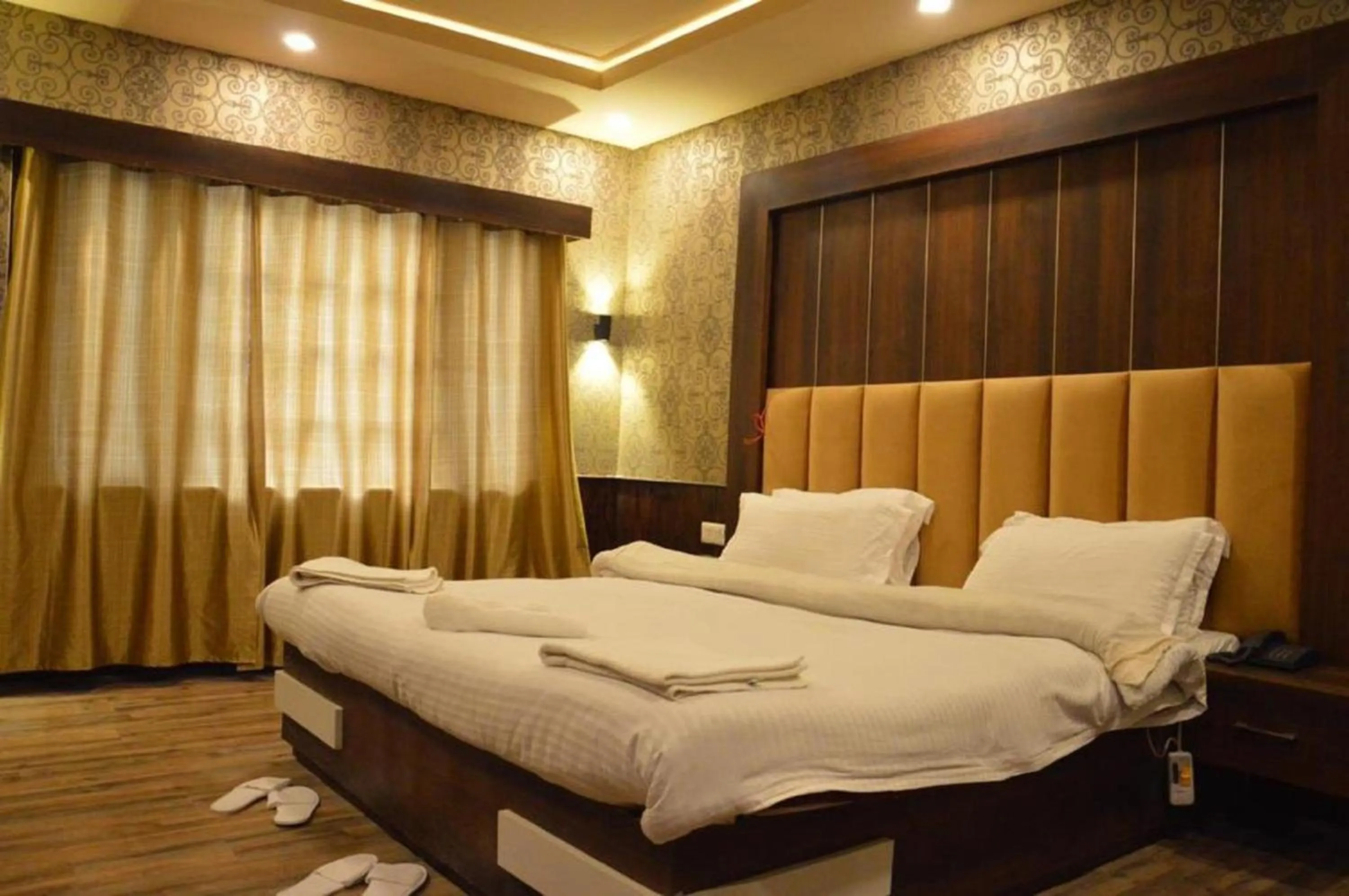 Bed in Hotel Outlook