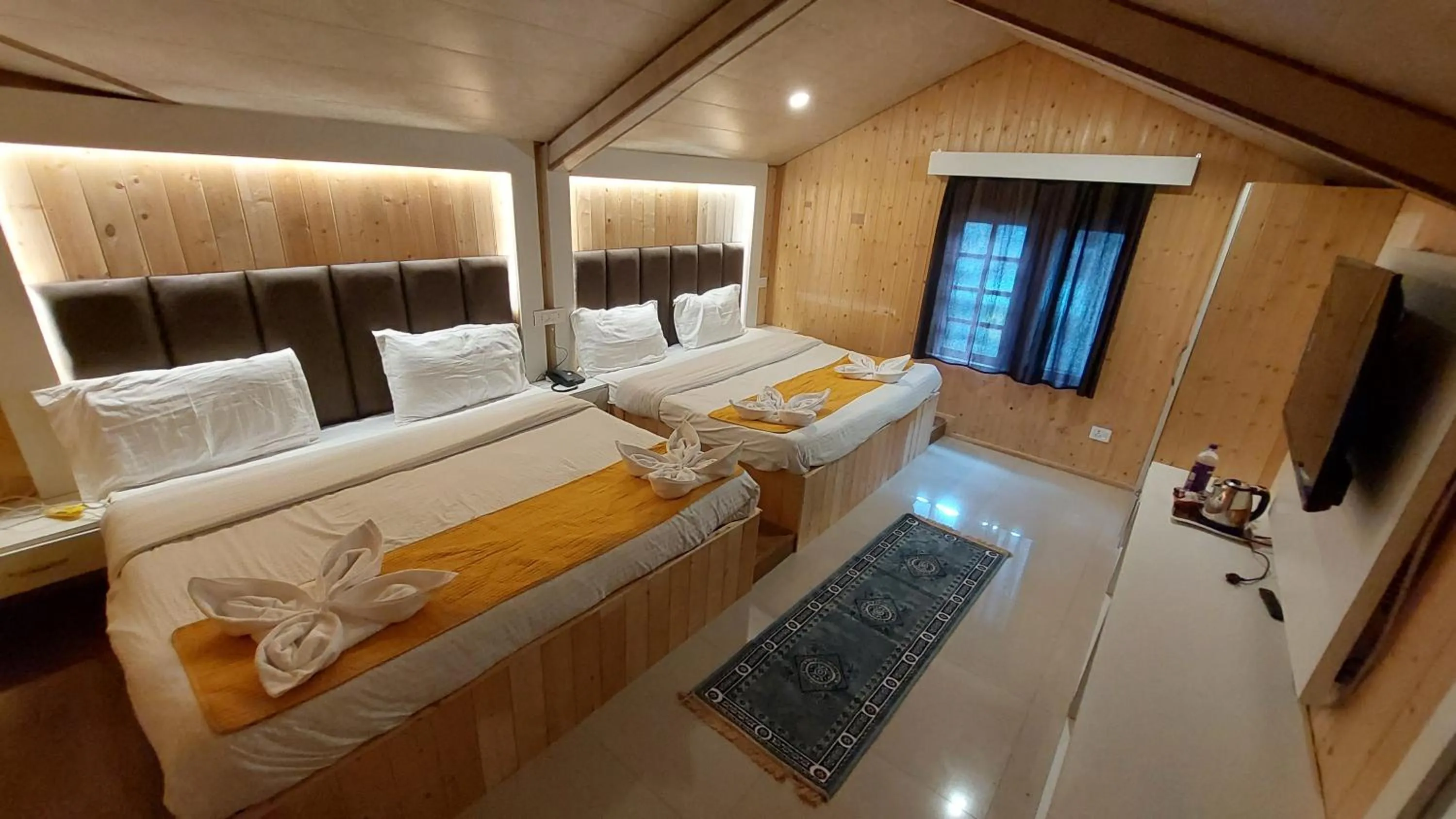 Bedroom in Hotel Outlook